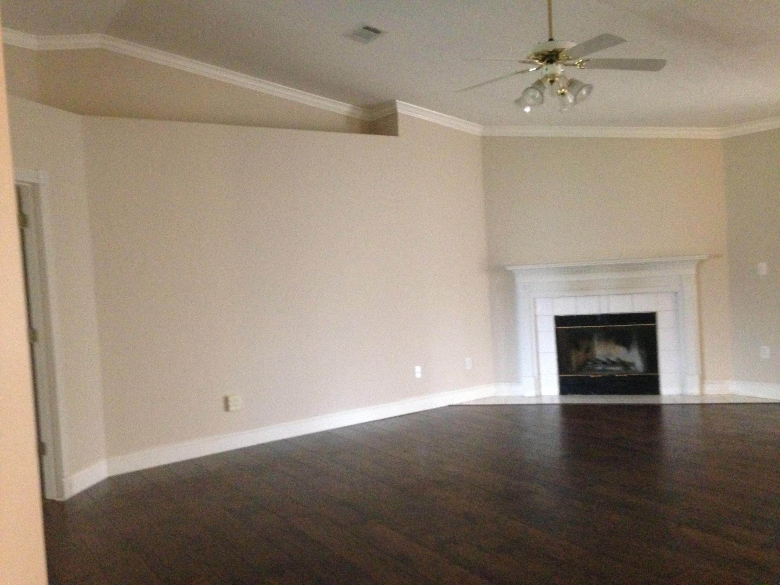 SAILBOAT COVE S/D - Residential Lease