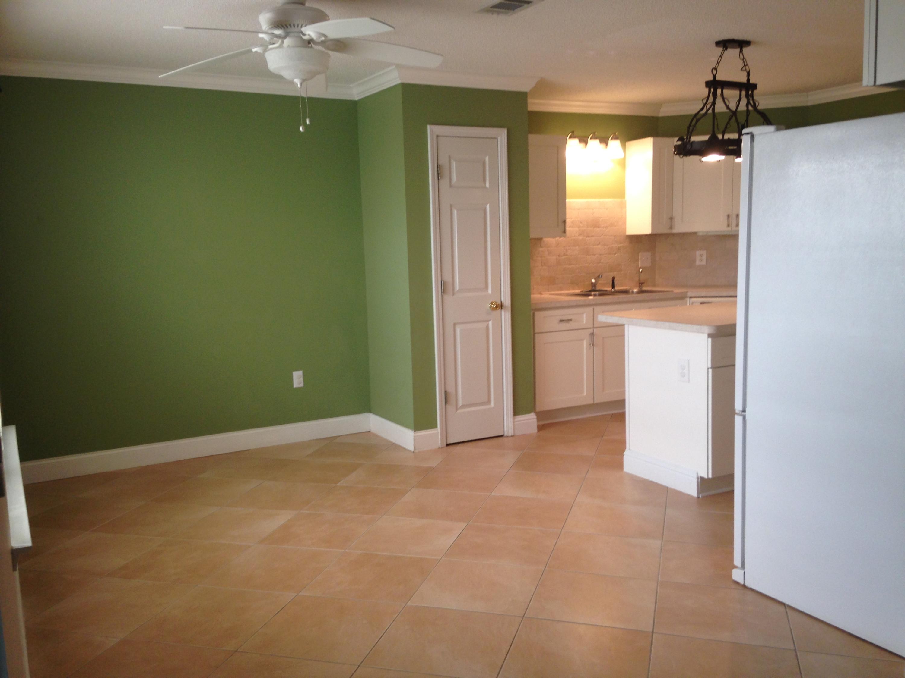 SAILBOAT COVE S/D - Residential Lease