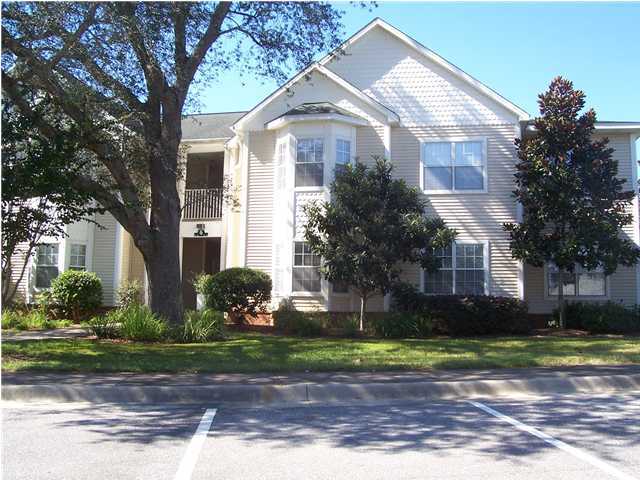 OAKS THE - Residential Lease
