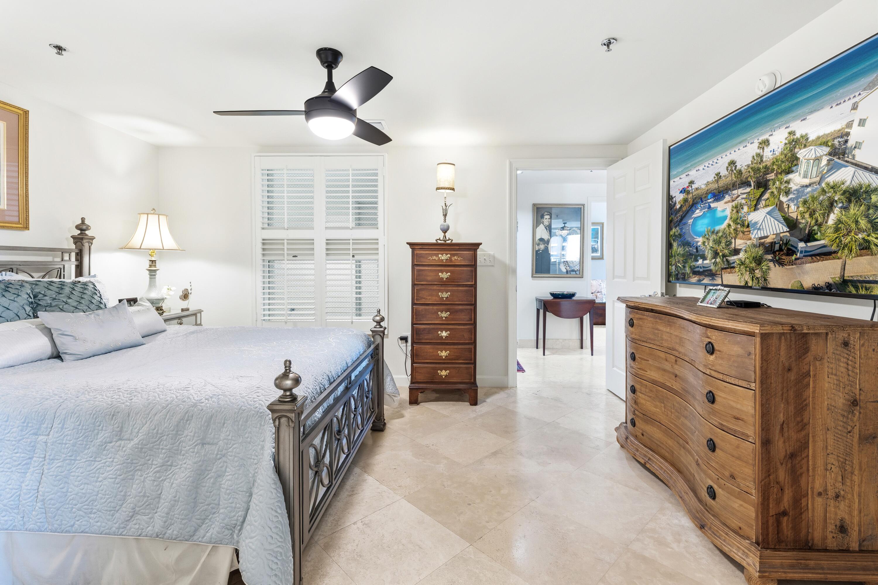 STERLING SHORES CODOMINIUMS - Residential