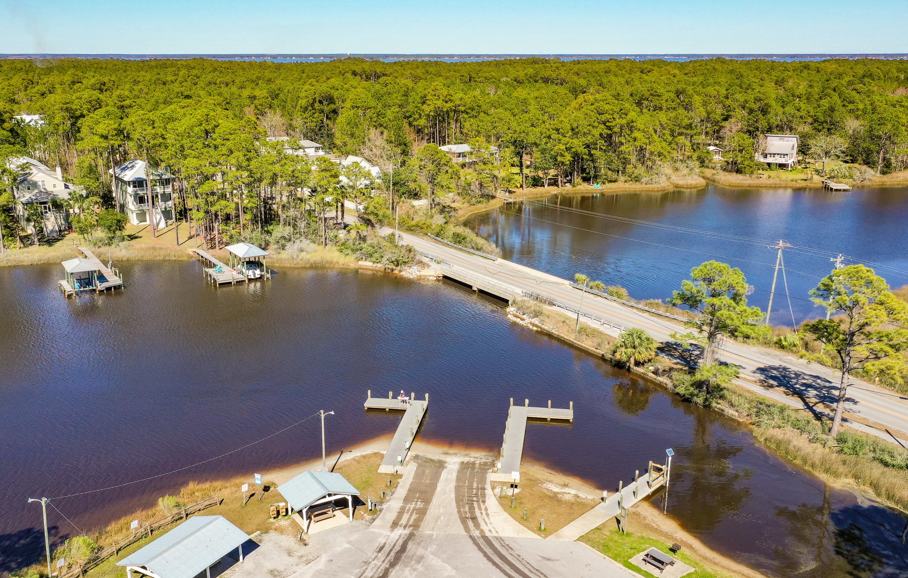 Hogtown Bayou Area - Land