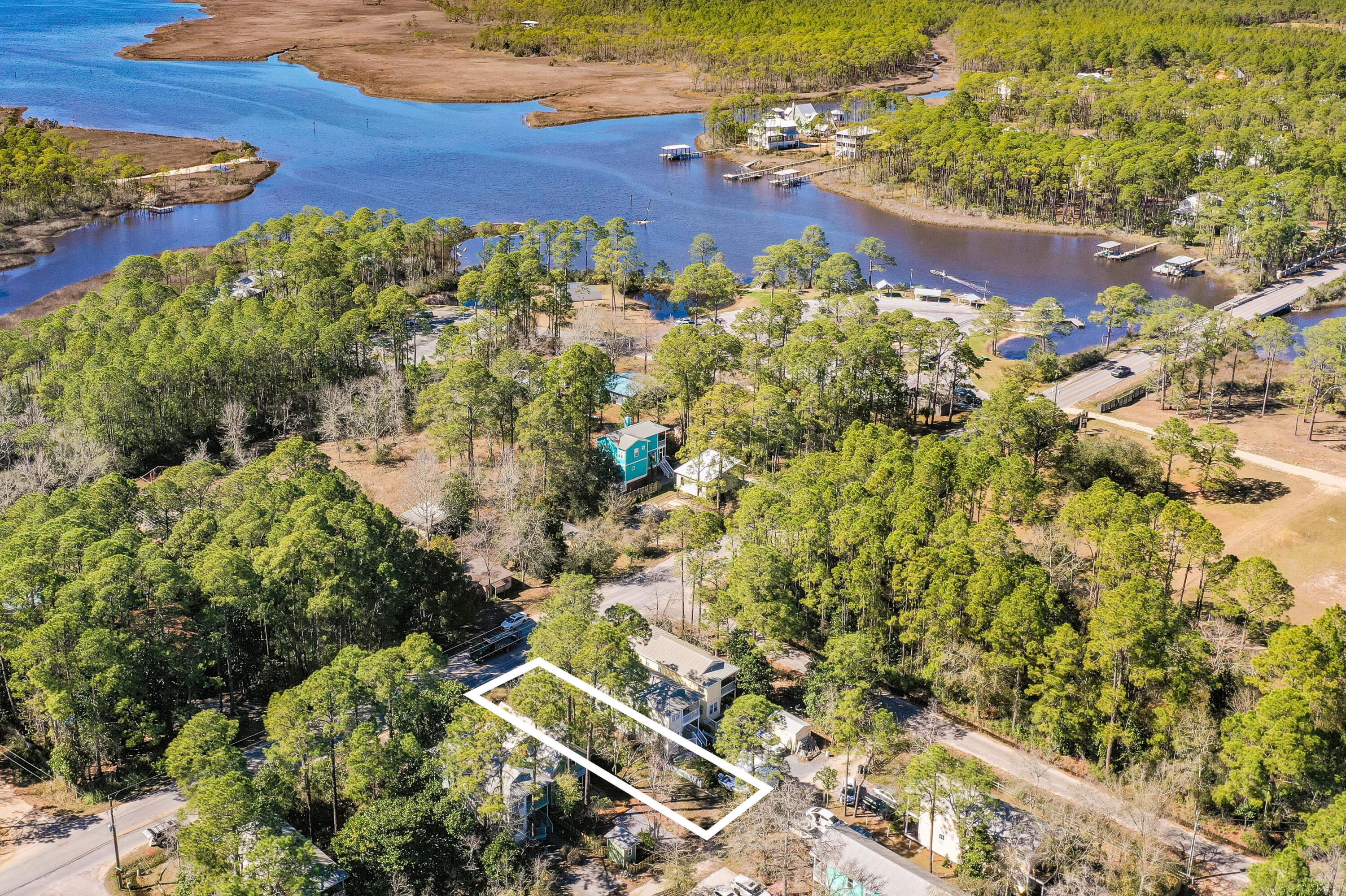 Hogtown Bayou Area - Land
