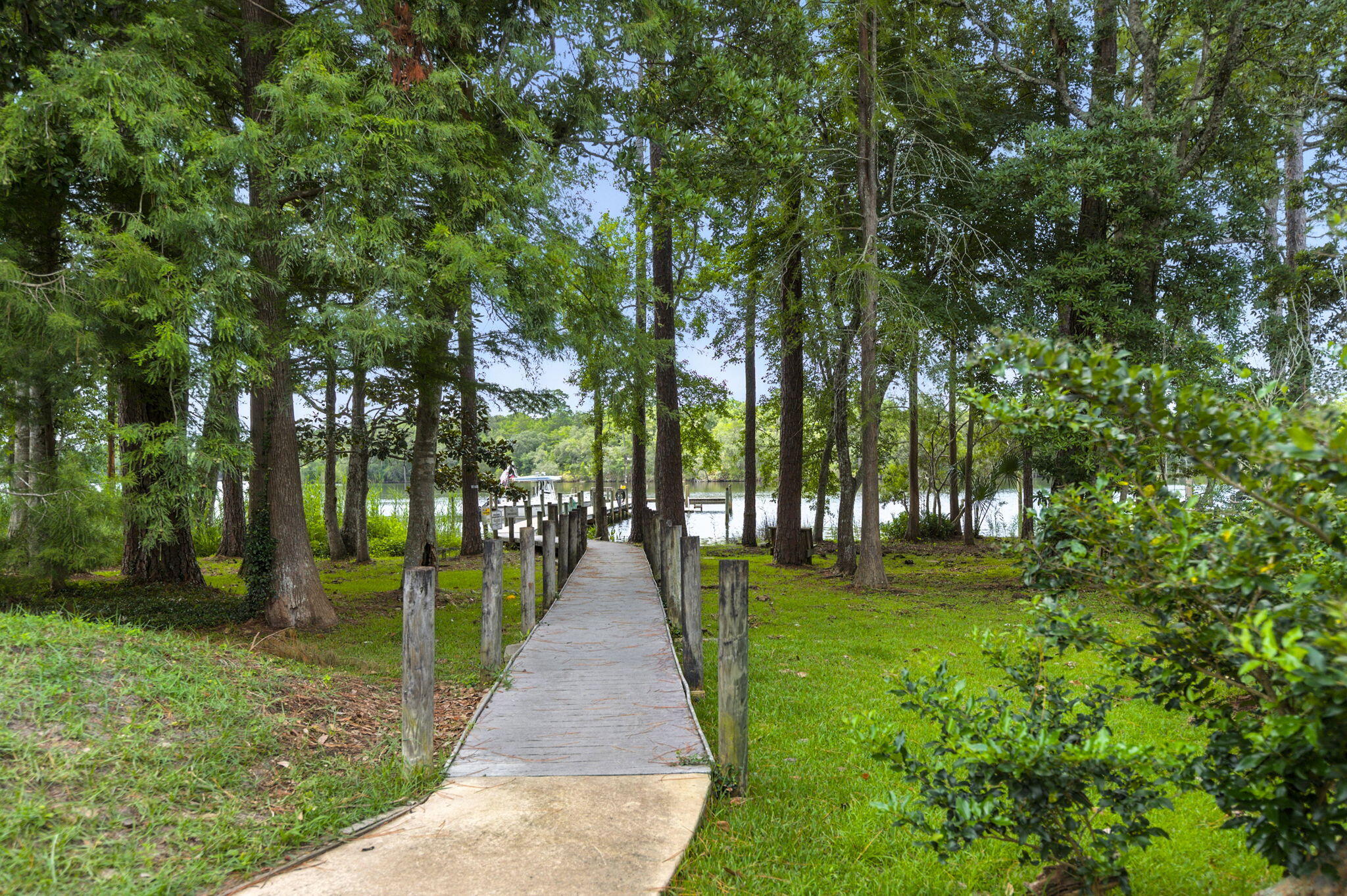 HIDDEN COVE T/H - Residential