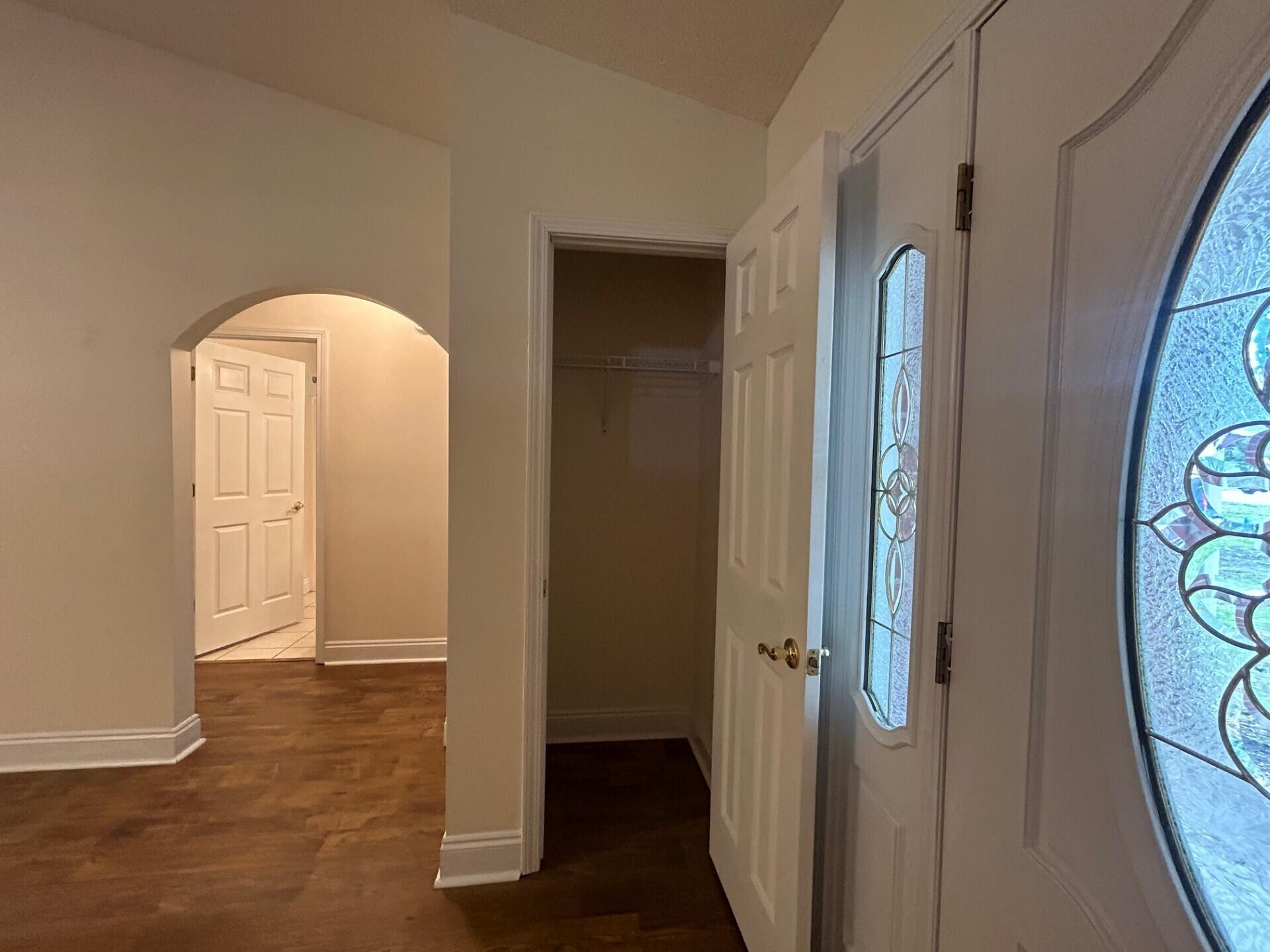 SPRING HOLLOW ESTATES - Residential Lease