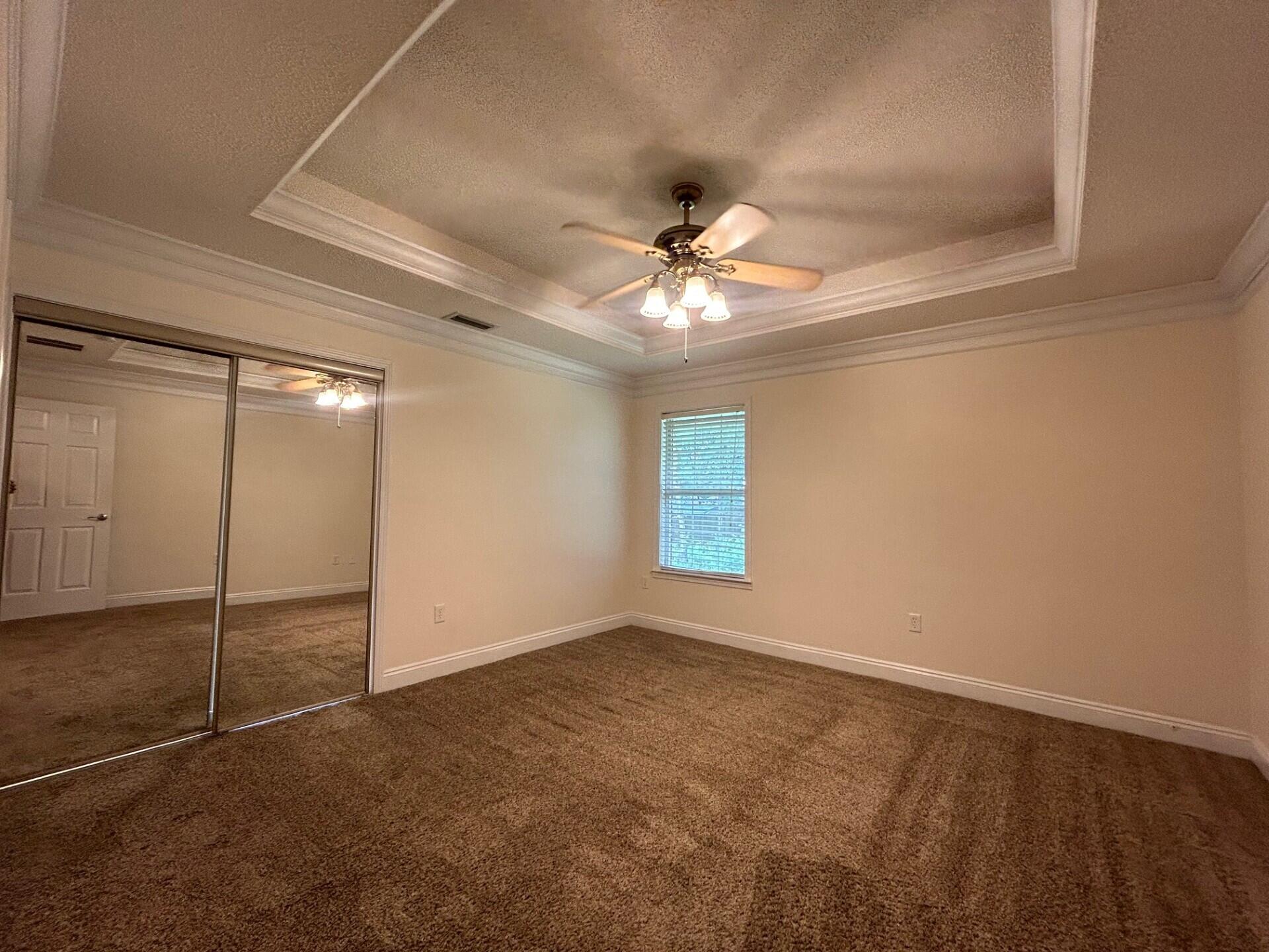 SPRING HOLLOW ESTATES - Residential Lease