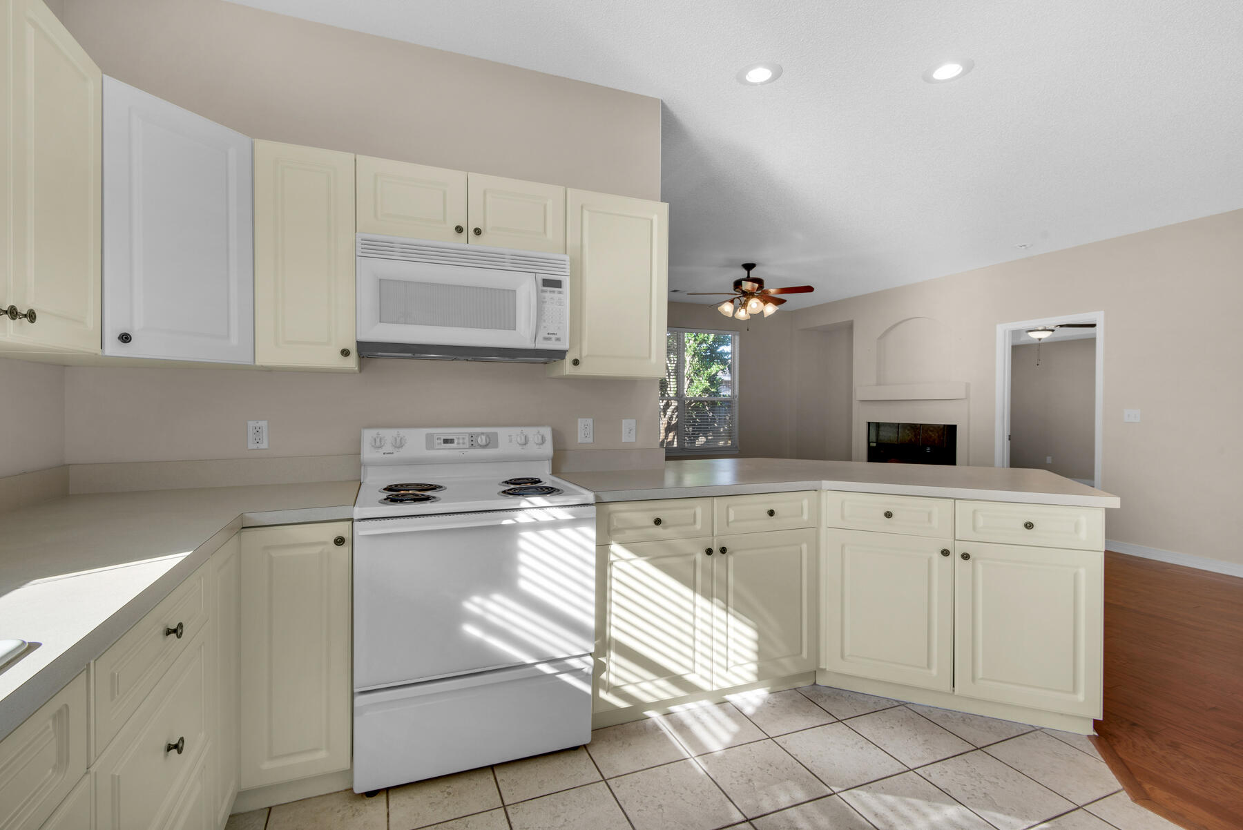 SHALIMAR OAKS - Residential