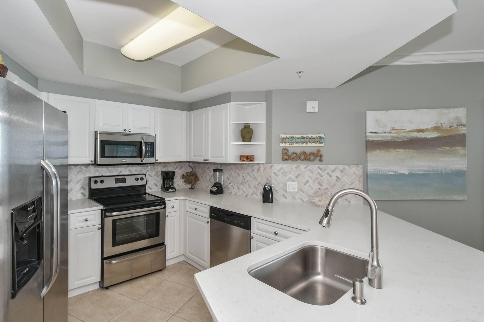 ST. MAARTEN AT SILVER SHELLS - Residential