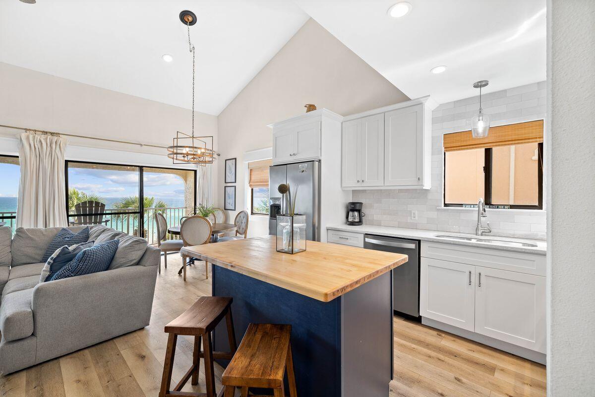 CAPISTRANO CONDO - Residential