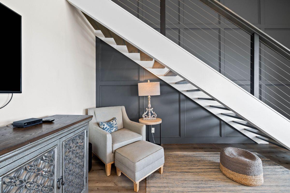 CAPISTRANO CONDO - Residential