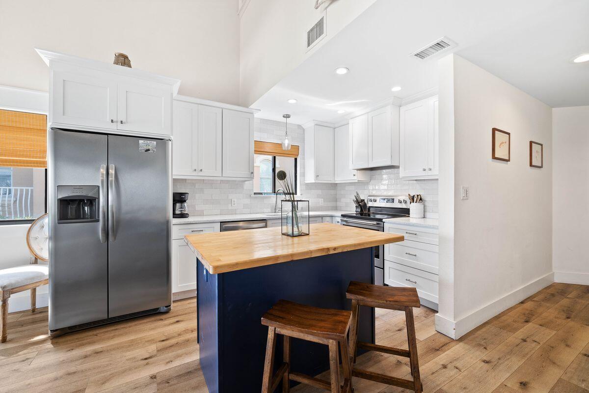 CAPISTRANO CONDO - Residential