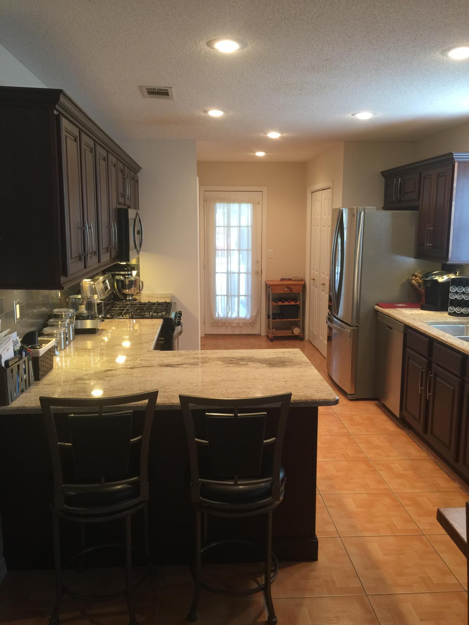 NORTHRIDGE - Residential Lease