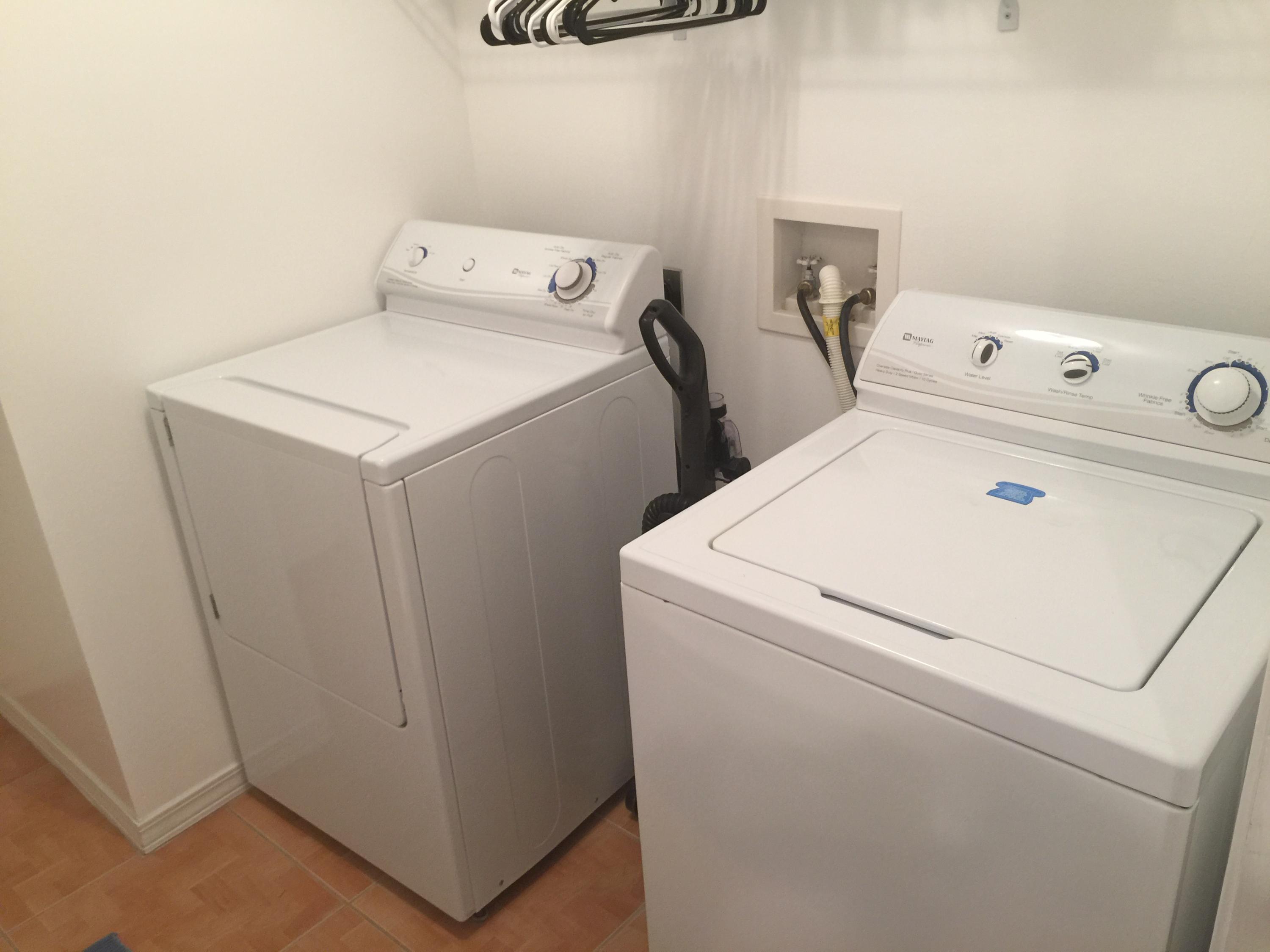 NORTHRIDGE - Residential Lease