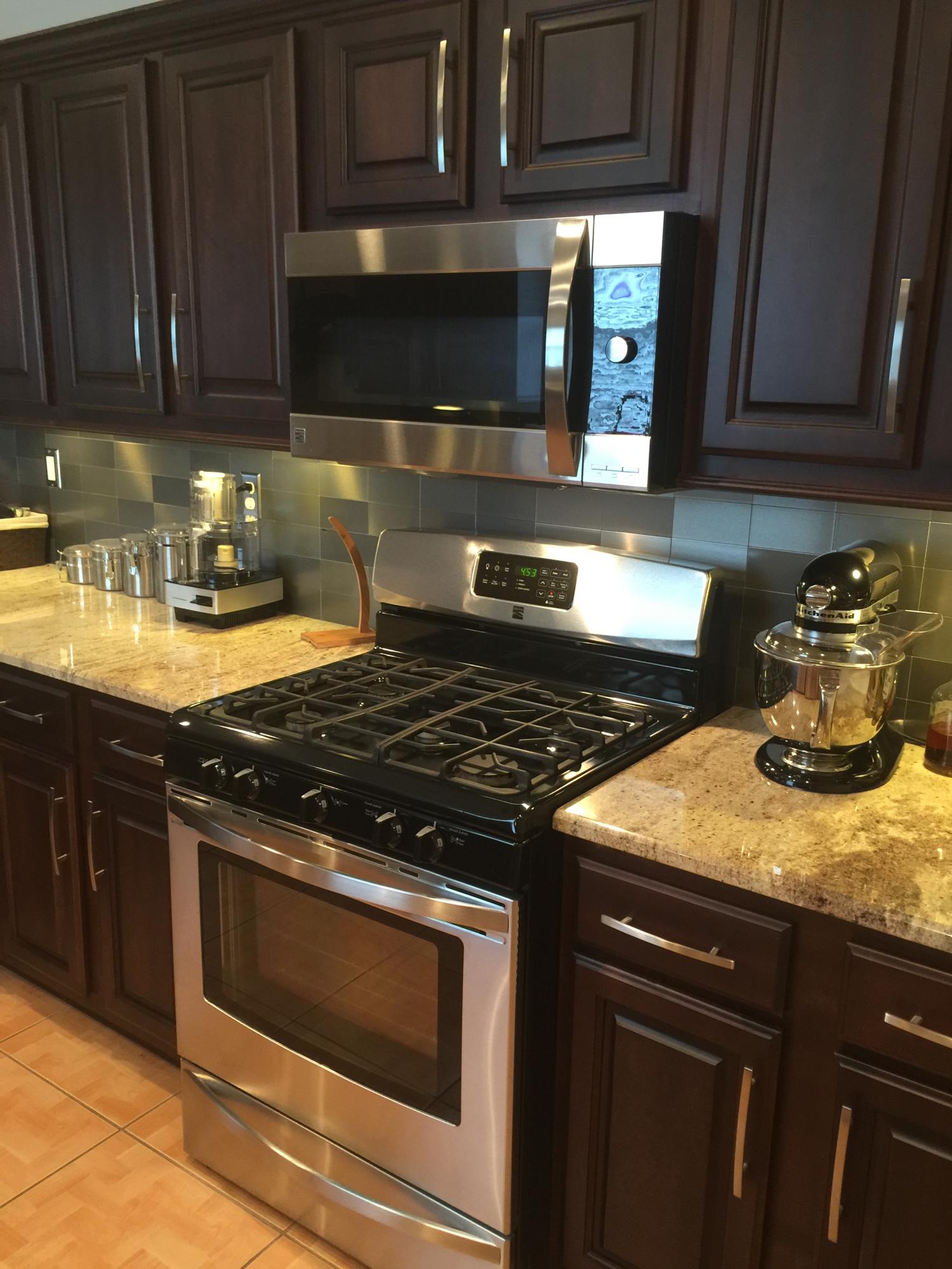 NORTHRIDGE - Residential Lease