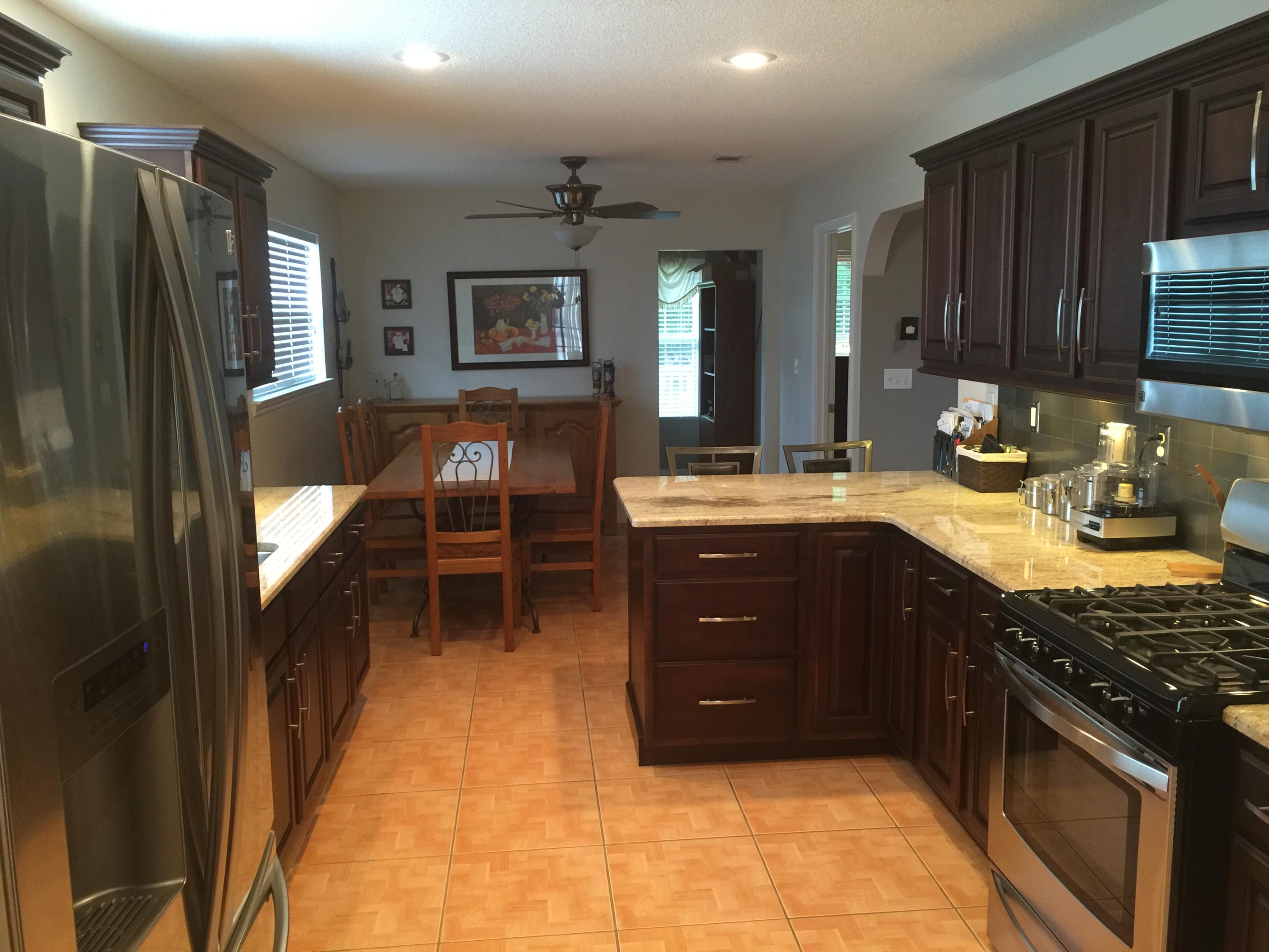 NORTHRIDGE - Residential Lease