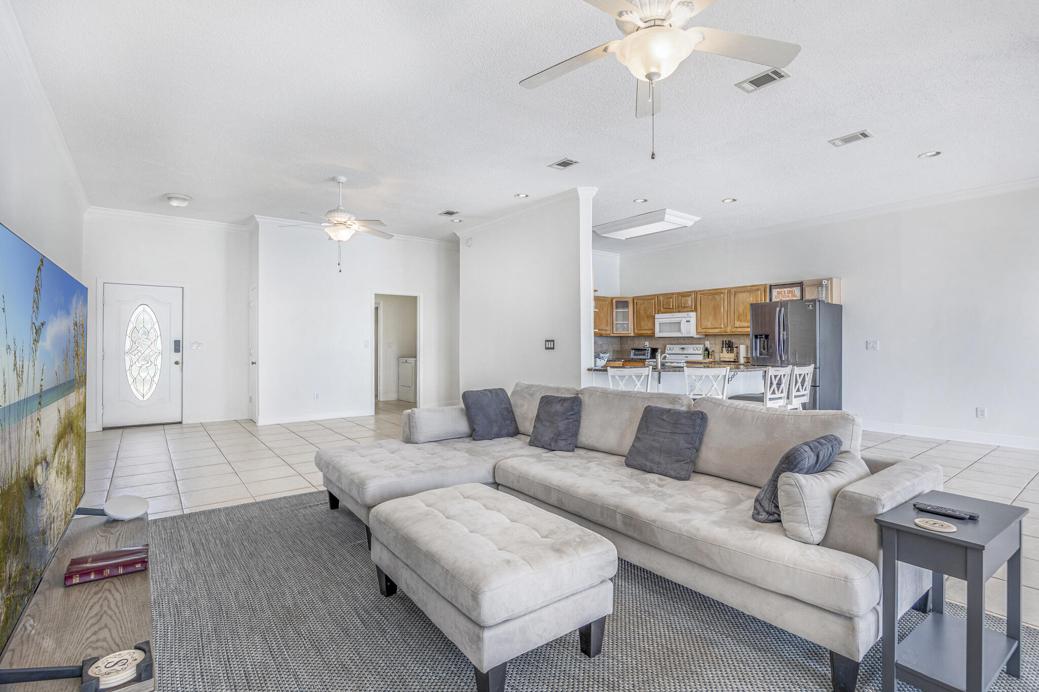 LIGHTHOUSE POINTE - Residential