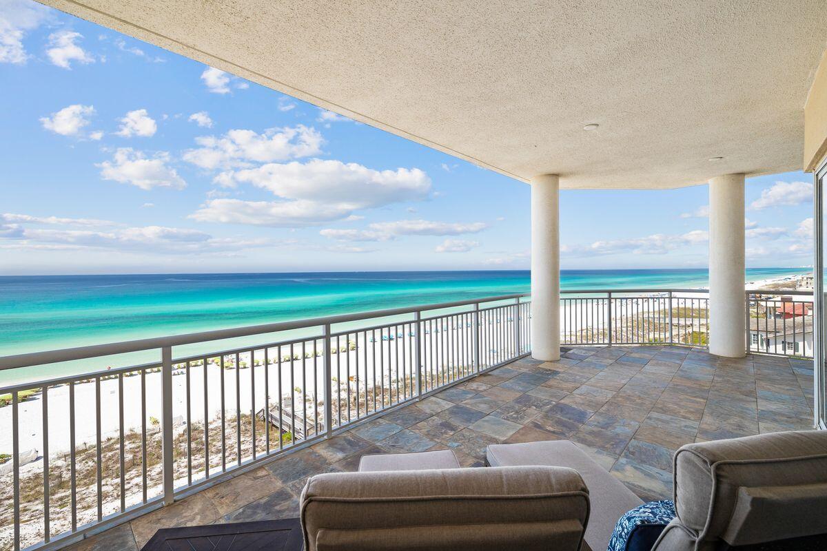 HIDDEN DUNES GRAND VILLAS - Residential