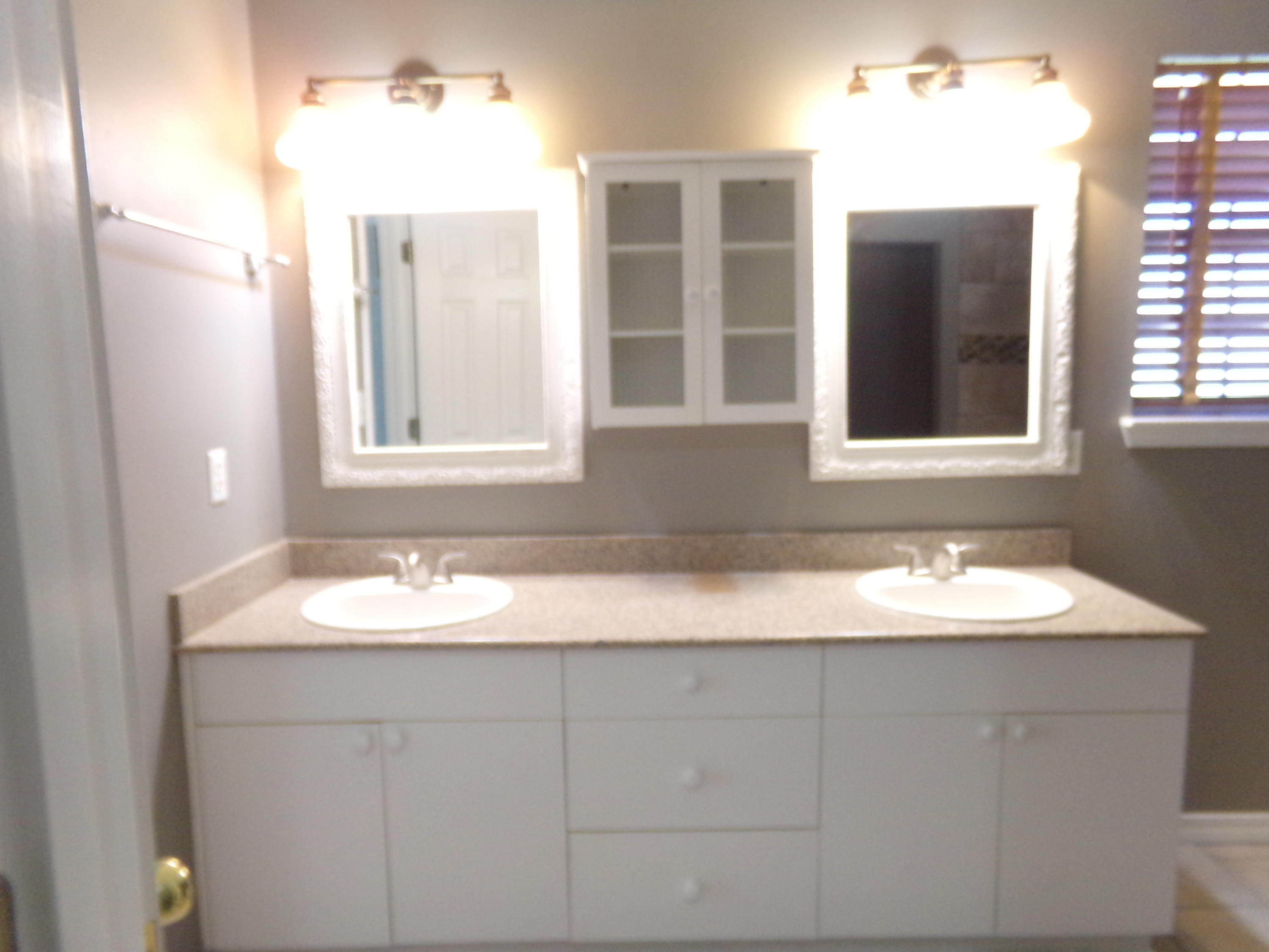 WESTVIEW ESTATES - Residential Lease