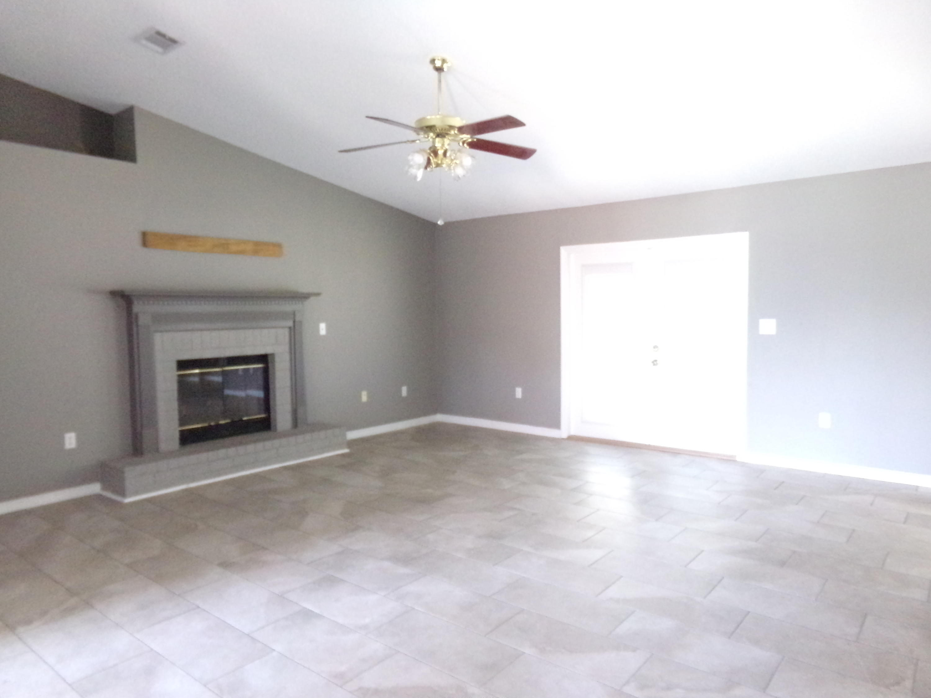 WESTVIEW ESTATES - Residential Lease