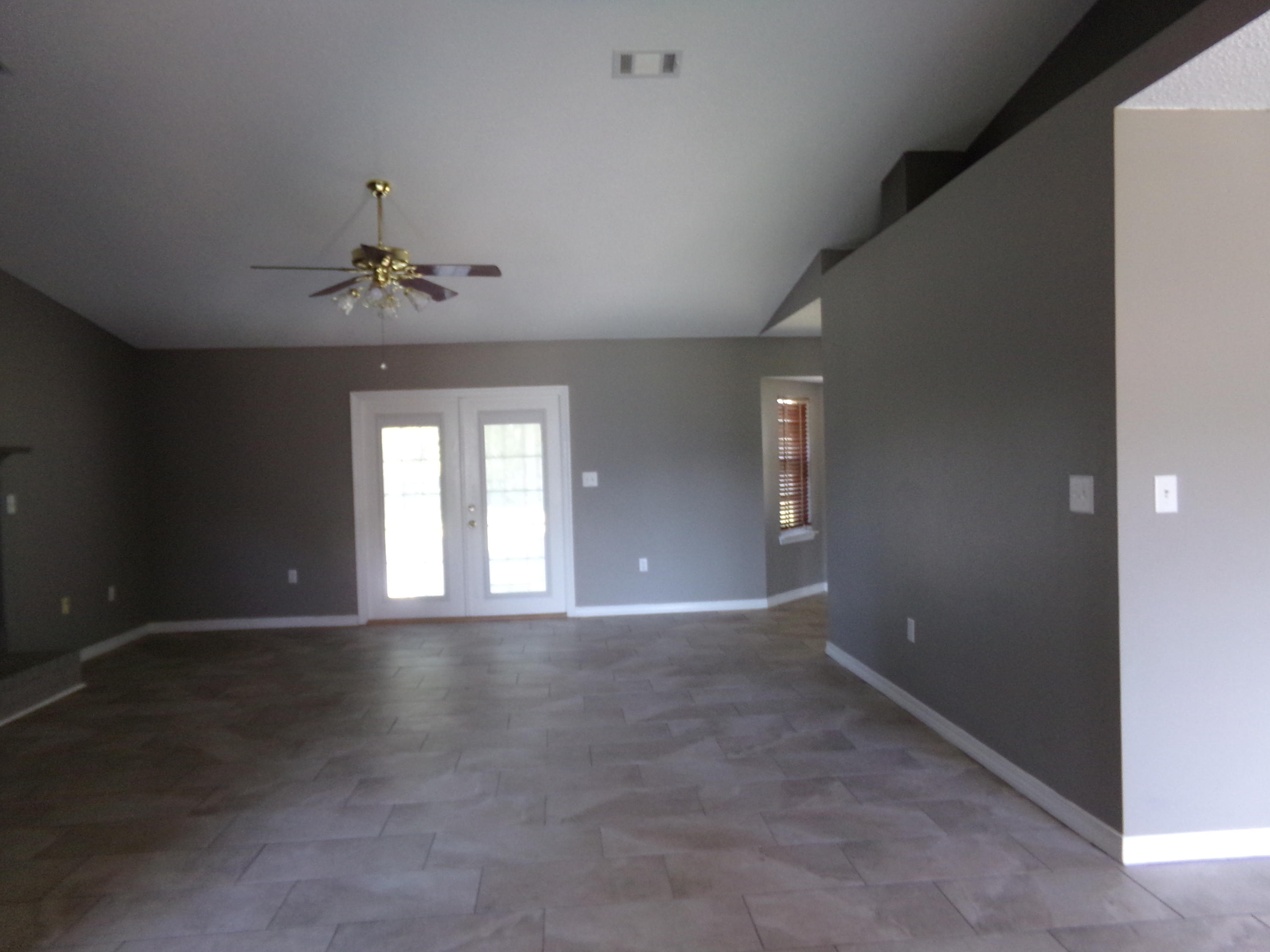 WESTVIEW ESTATES - Residential Lease