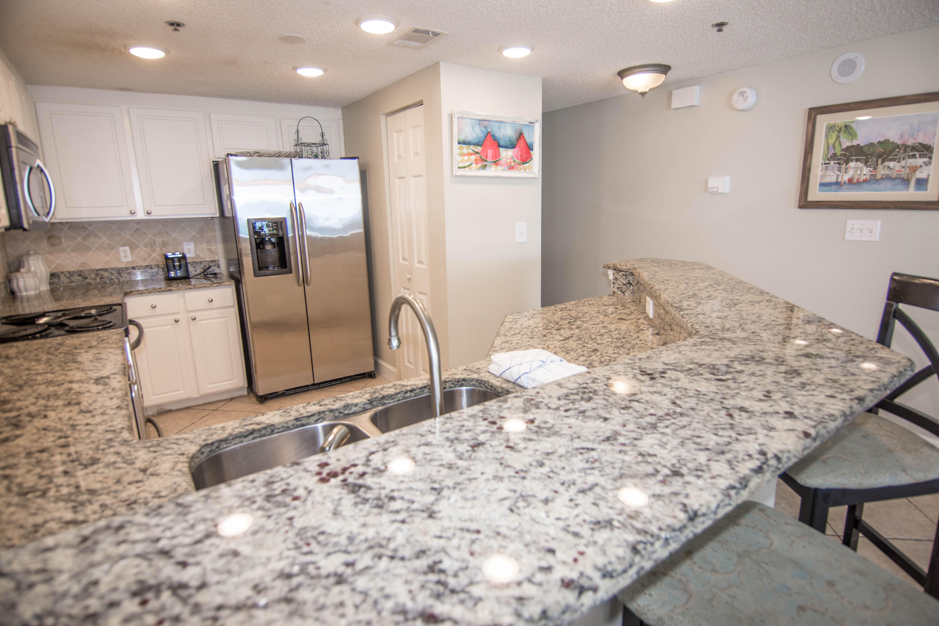 JADE EAST TOWERS CONDO - Residential
