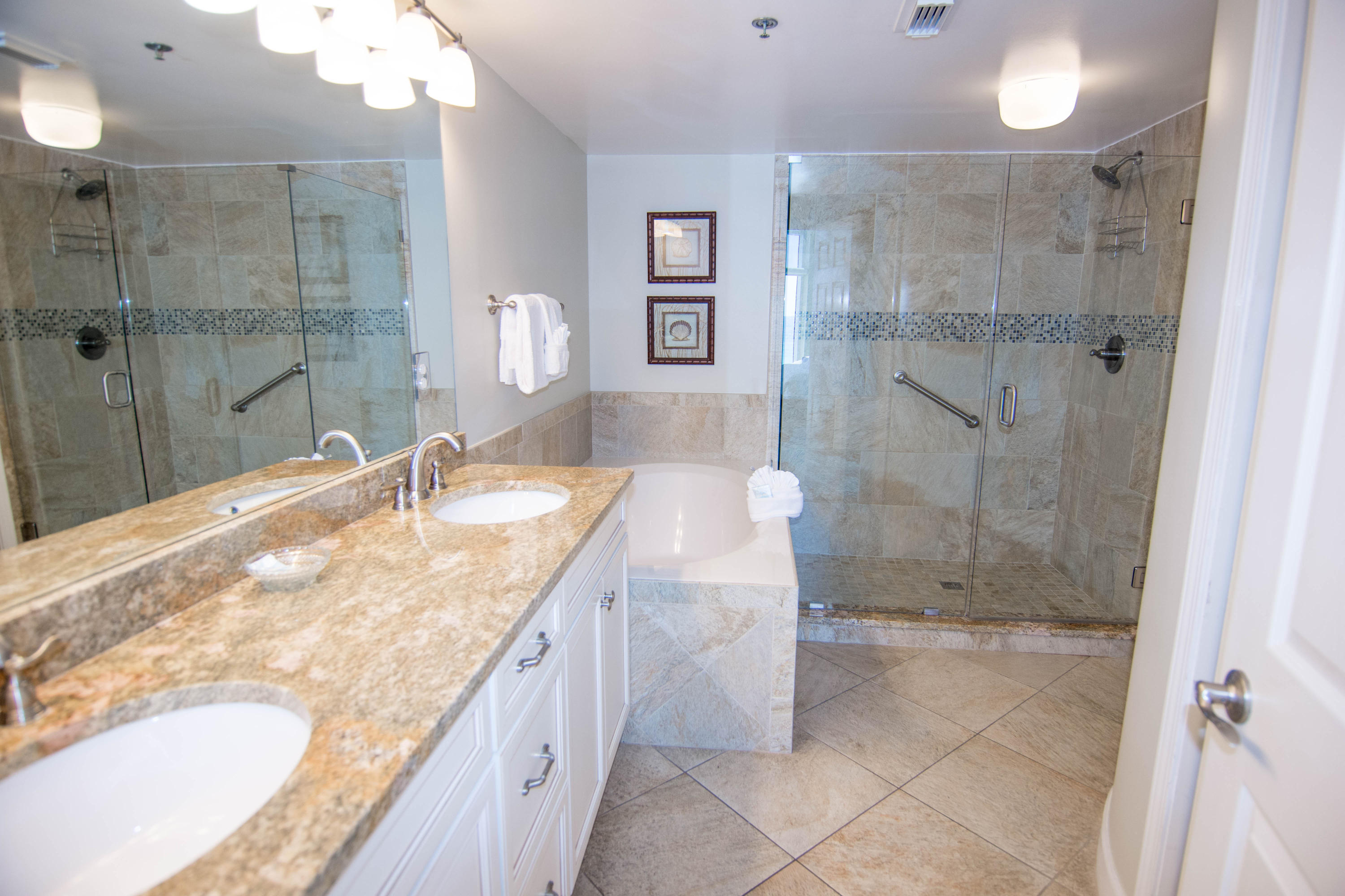 JADE EAST TOWERS CONDO - Residential