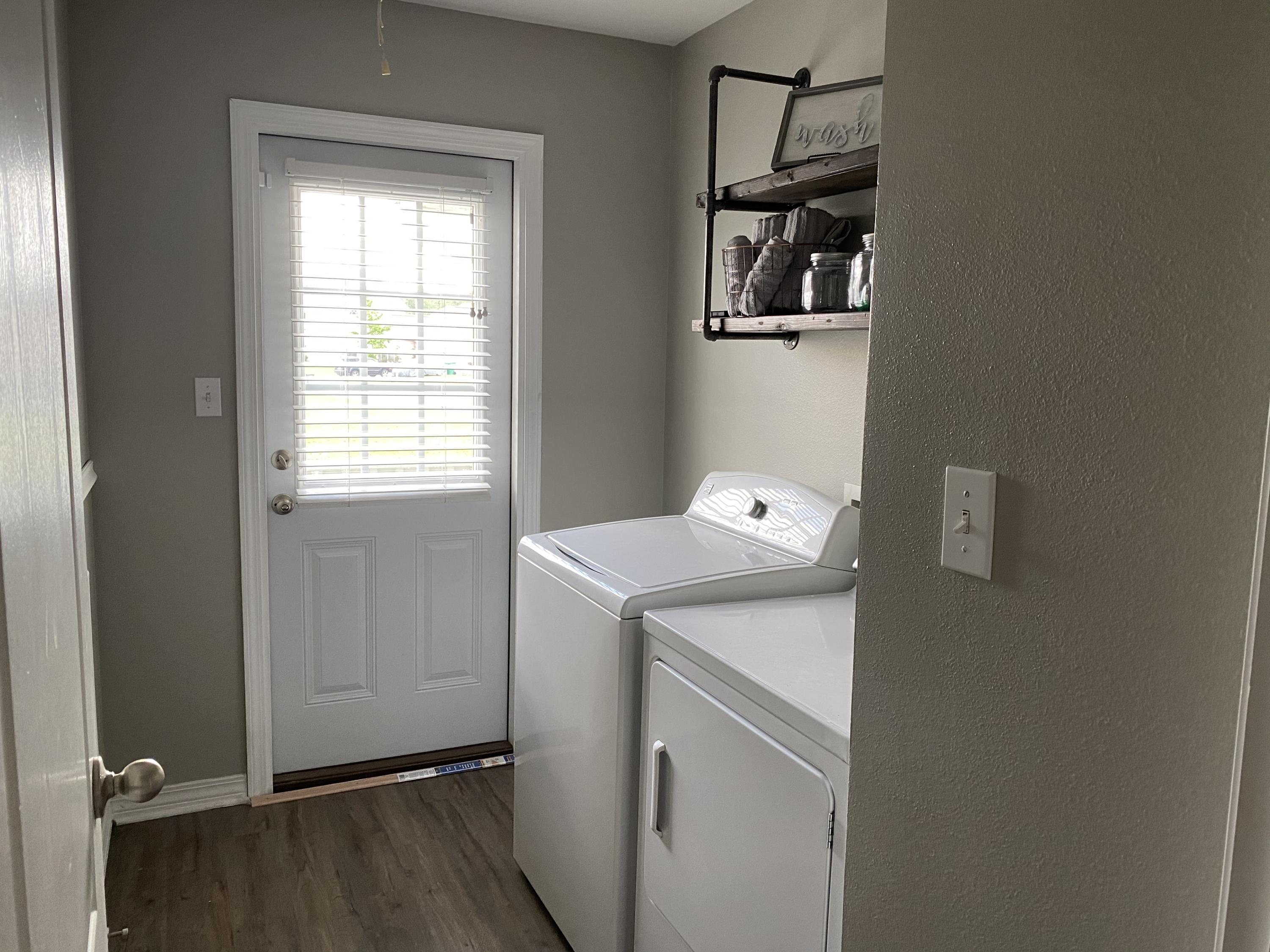 SANDY RIDGE ESTATES - Residential Lease