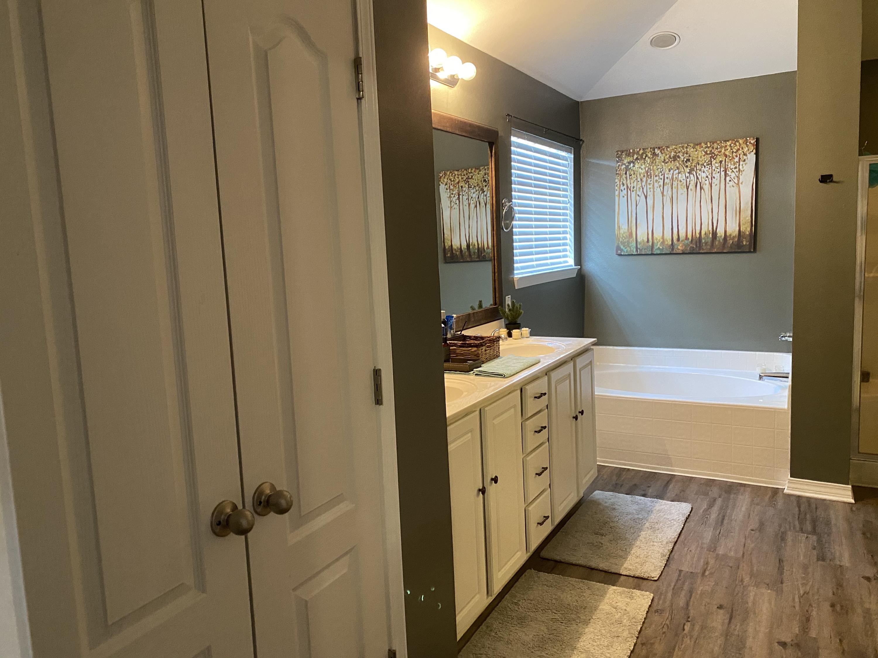 SANDY RIDGE ESTATES - Residential Lease