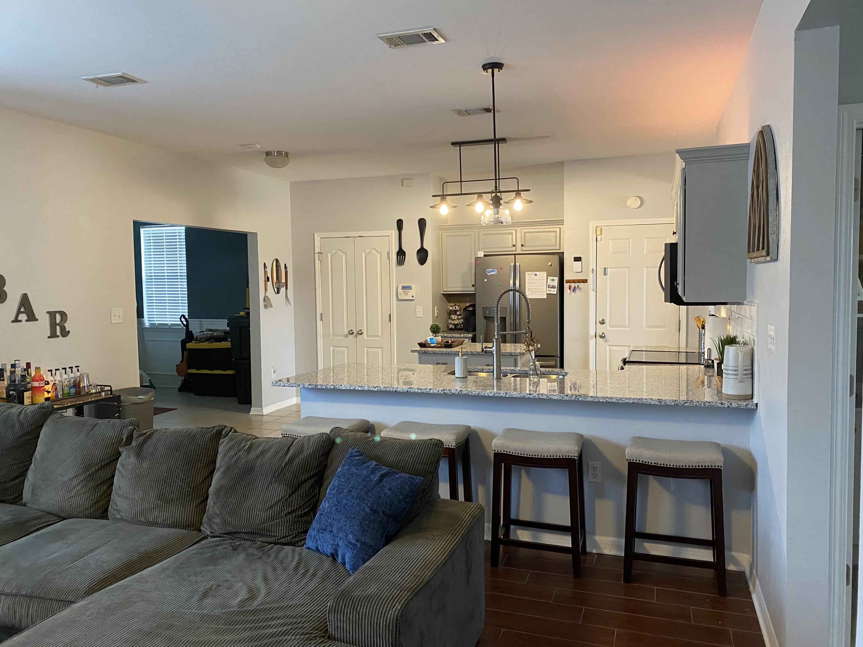 SANDY RIDGE ESTATES - Residential Lease