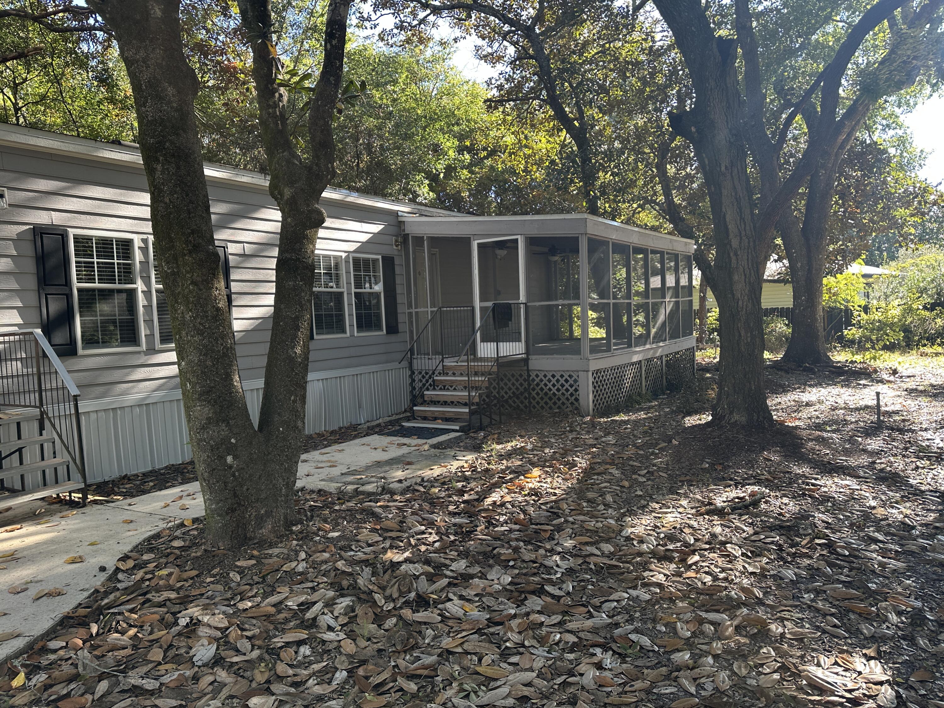 Cross Street S/D - Residential Lease