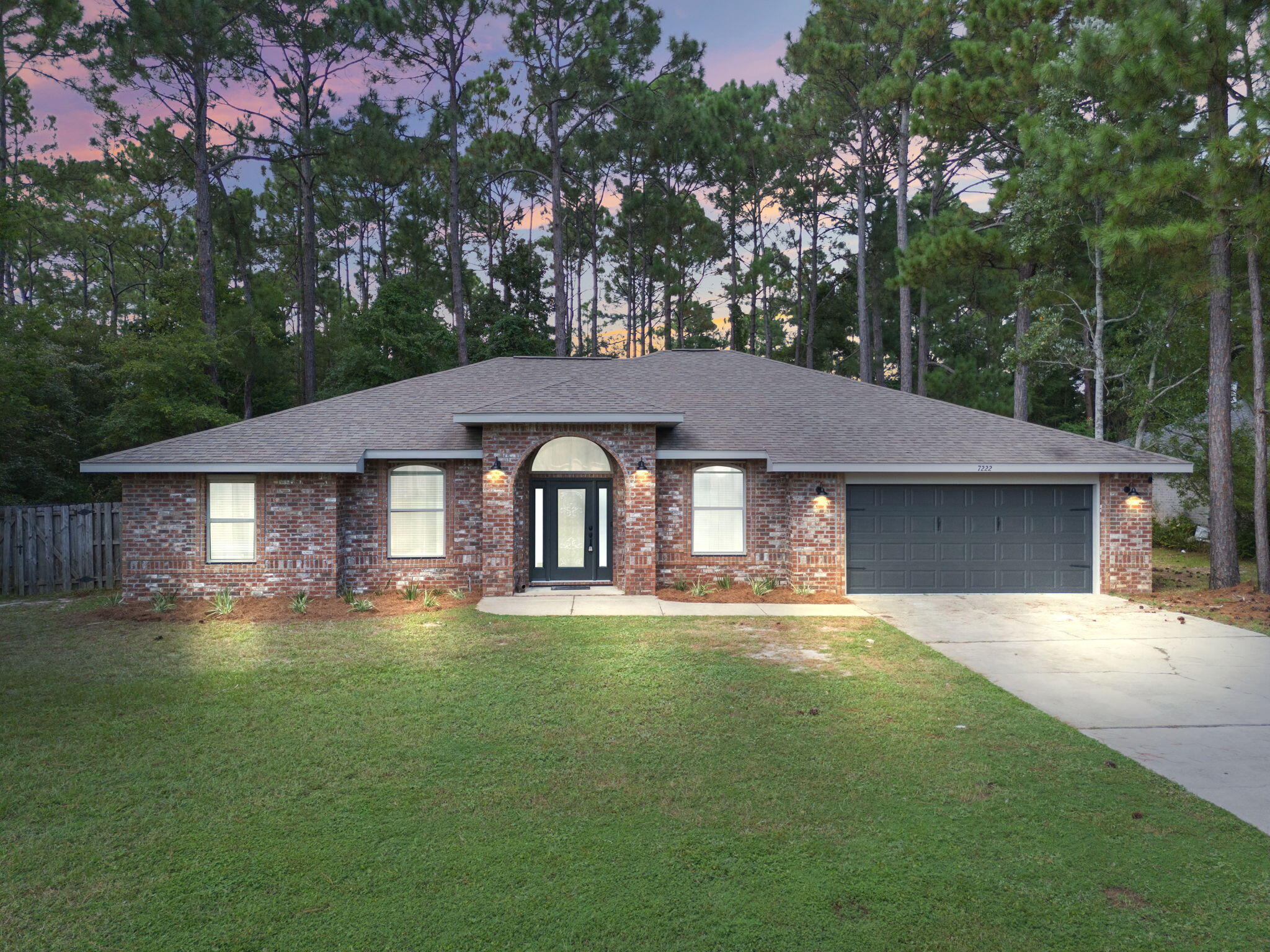 HOLLEY BY THE SEA - Residential