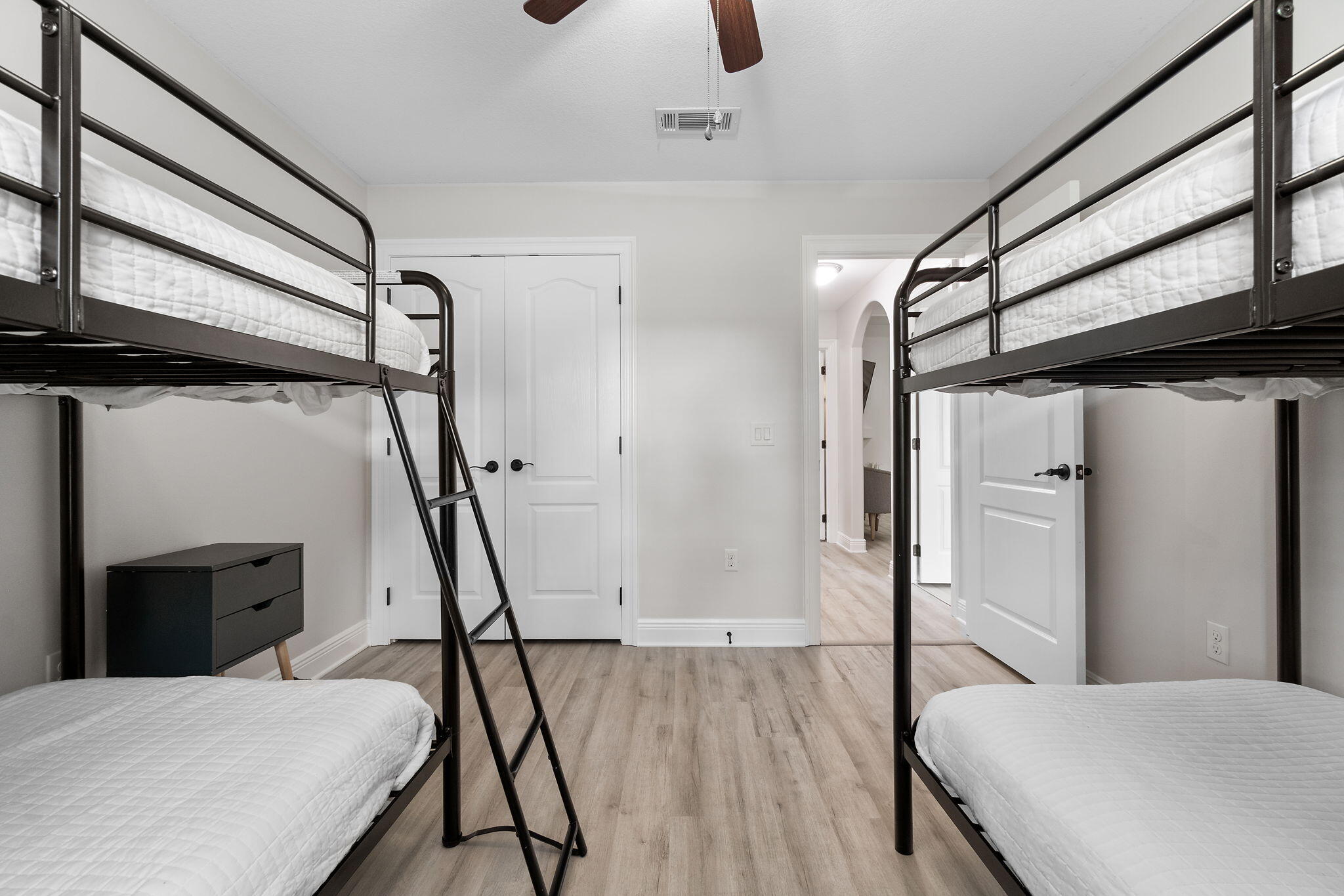 HOLLEY BY THE SEA - Residential