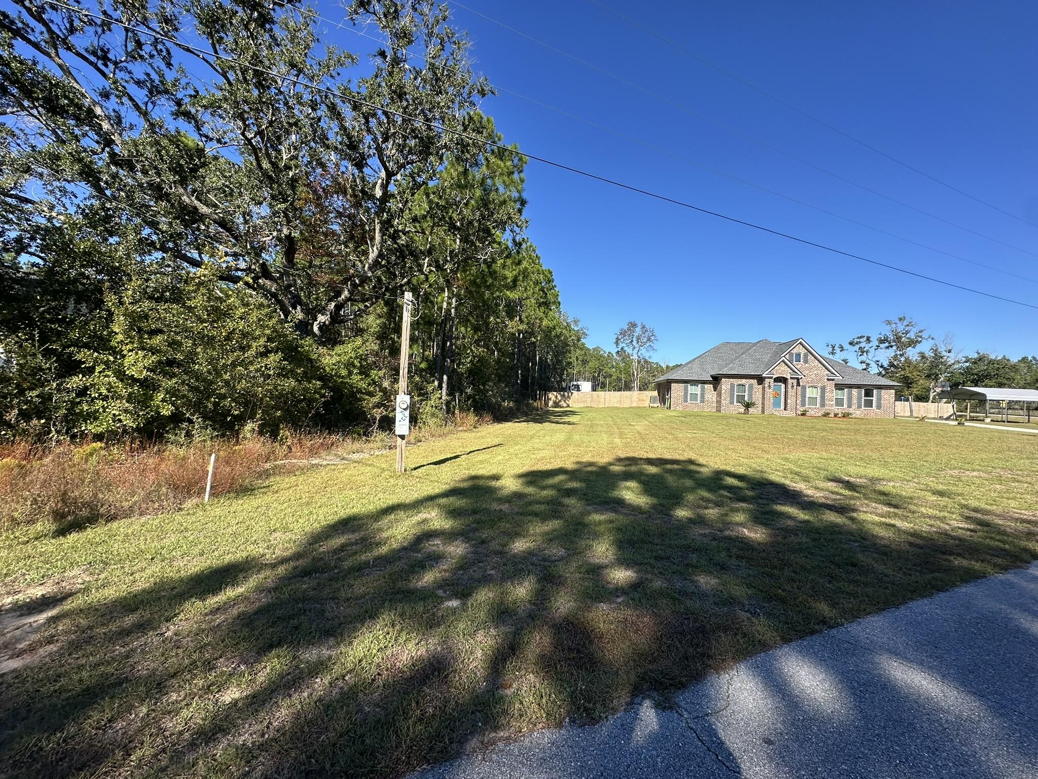 HARBOUR OAKS - Land