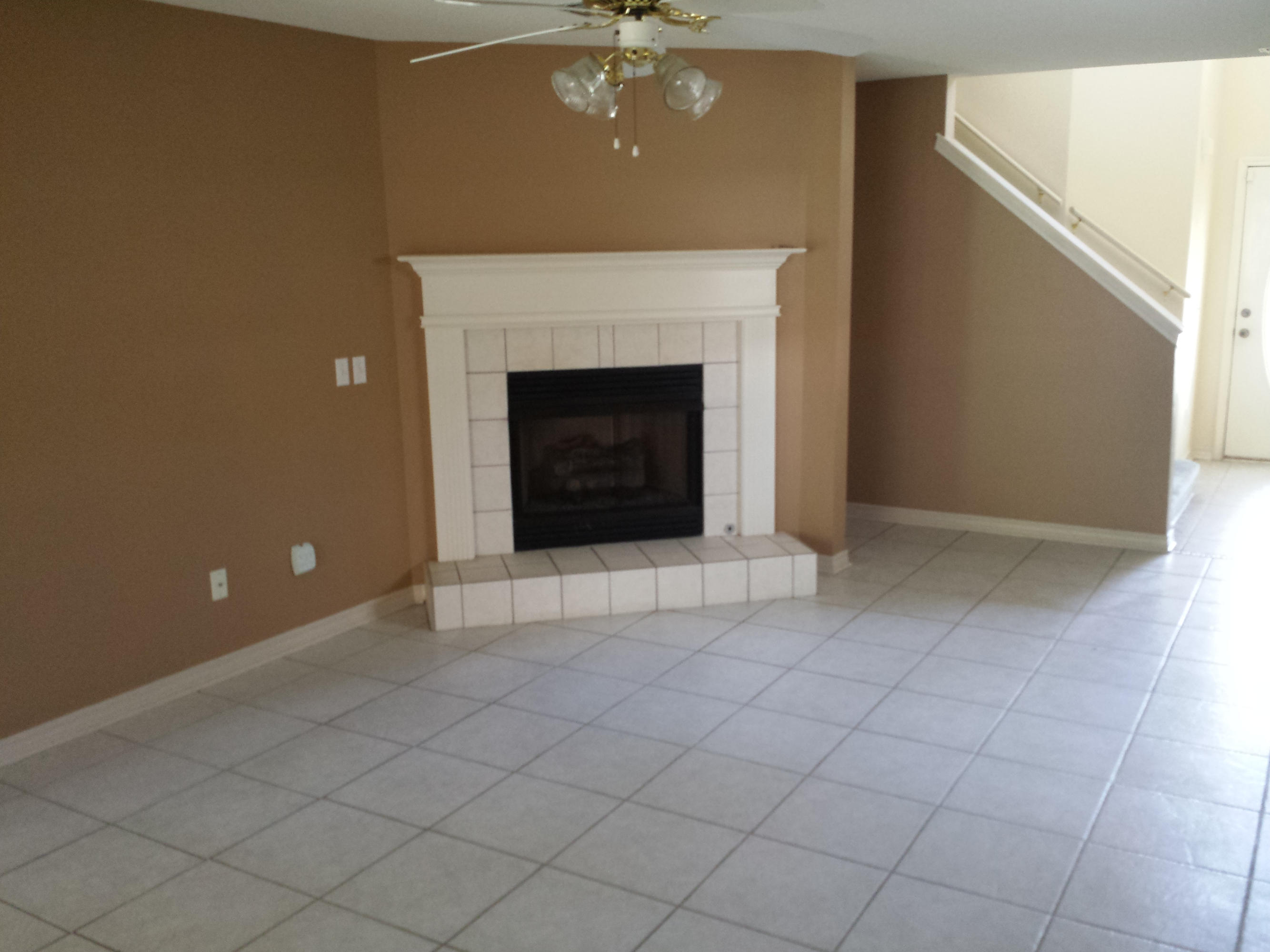 PARKER'S LANDING - Residential Lease