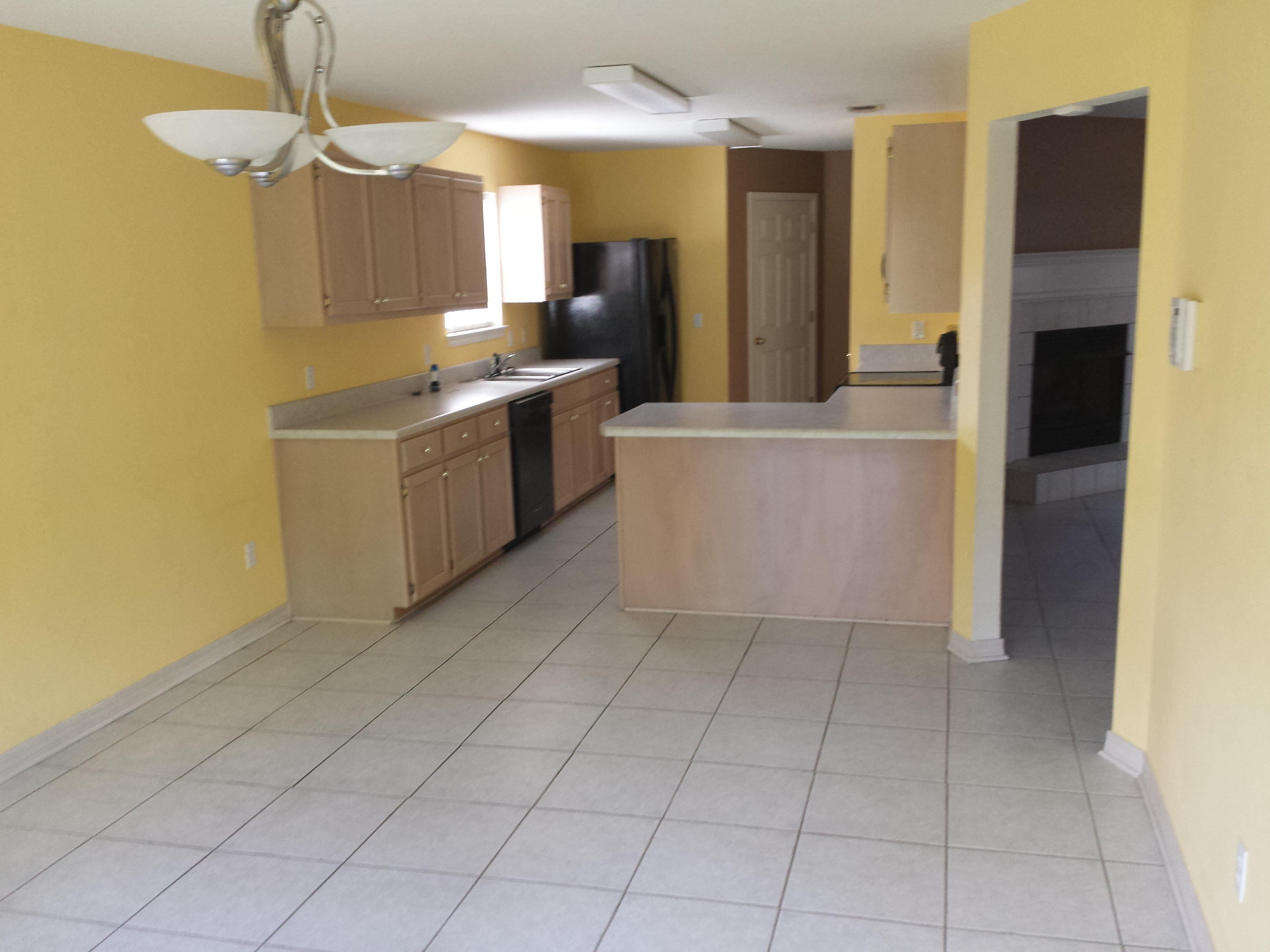 PARKER'S LANDING - Residential Lease