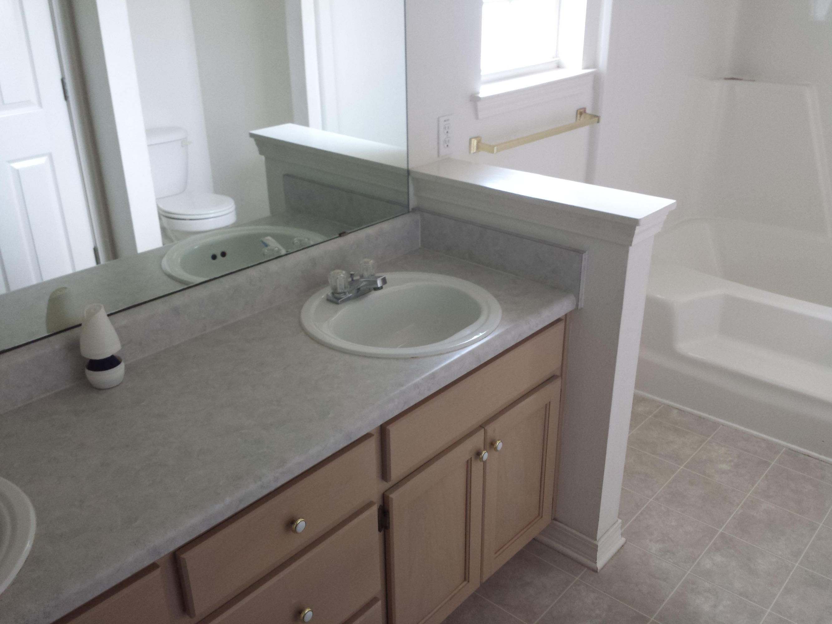 PARKER'S LANDING - Residential Lease
