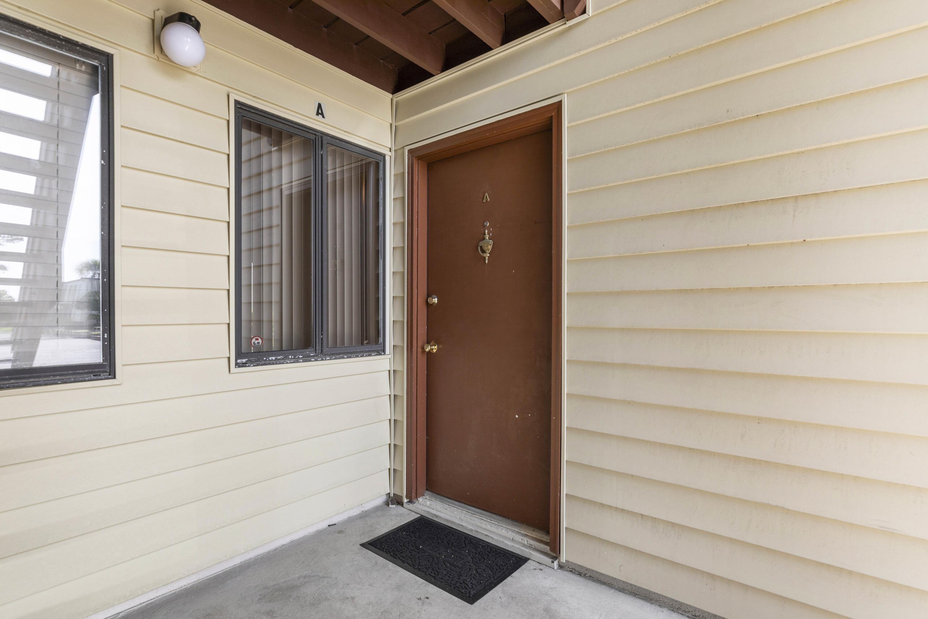 FOUNTAINHEAD COND - Residential Lease