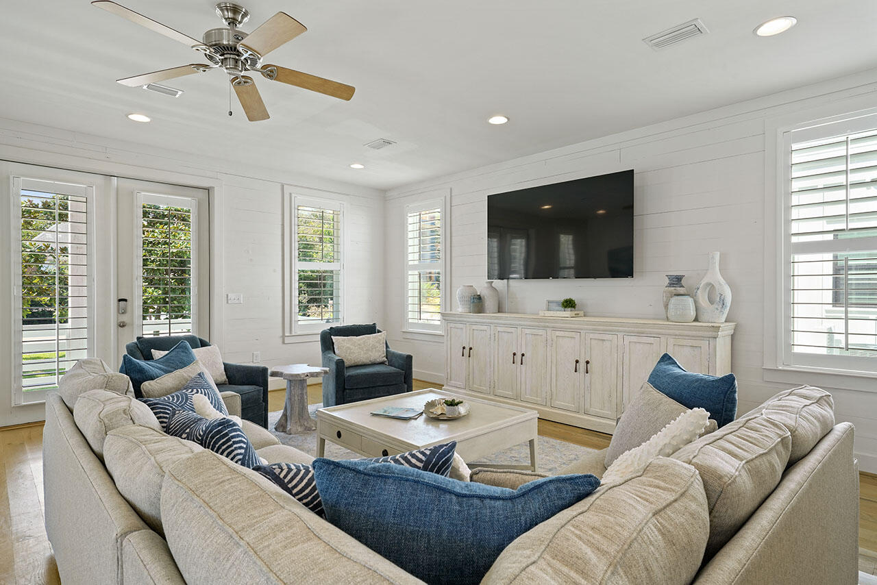 BEACH HIGHLAND 1ST ADD - Residential