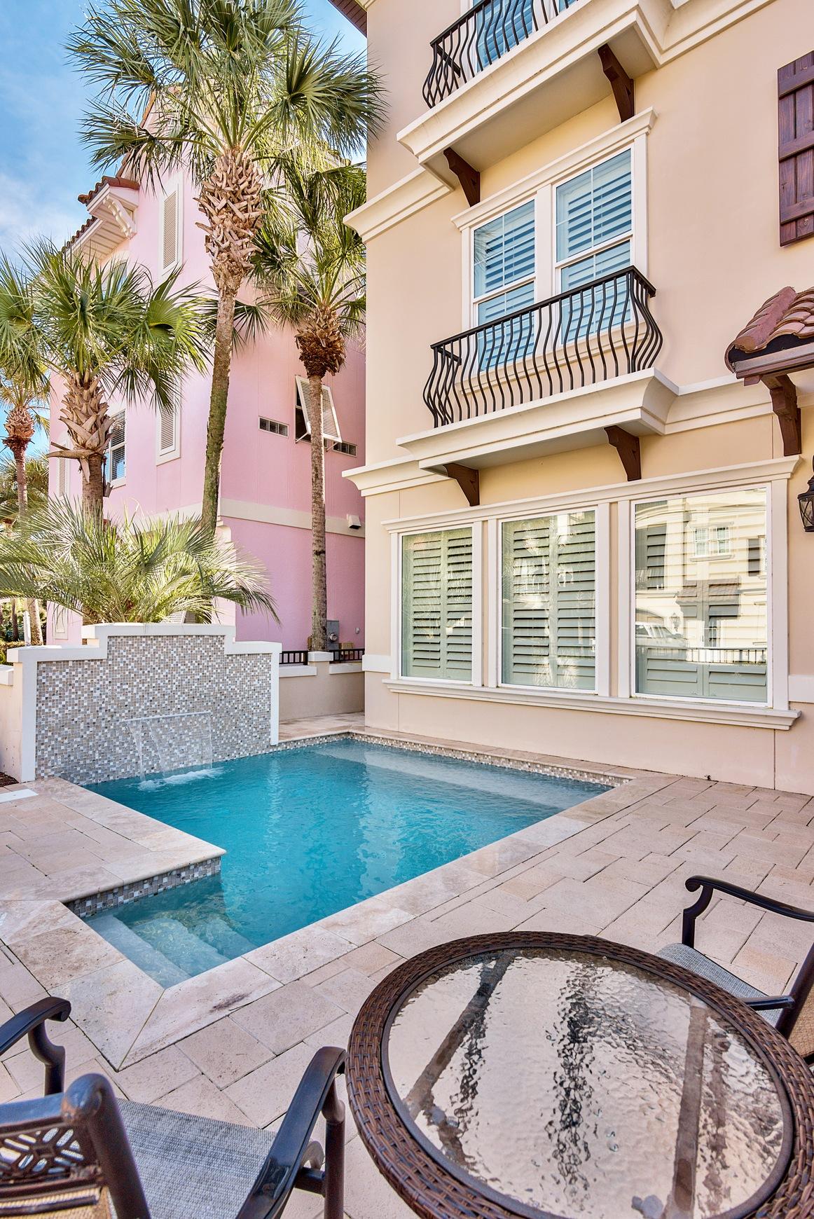 DESTINY BY THE SEA - Residential