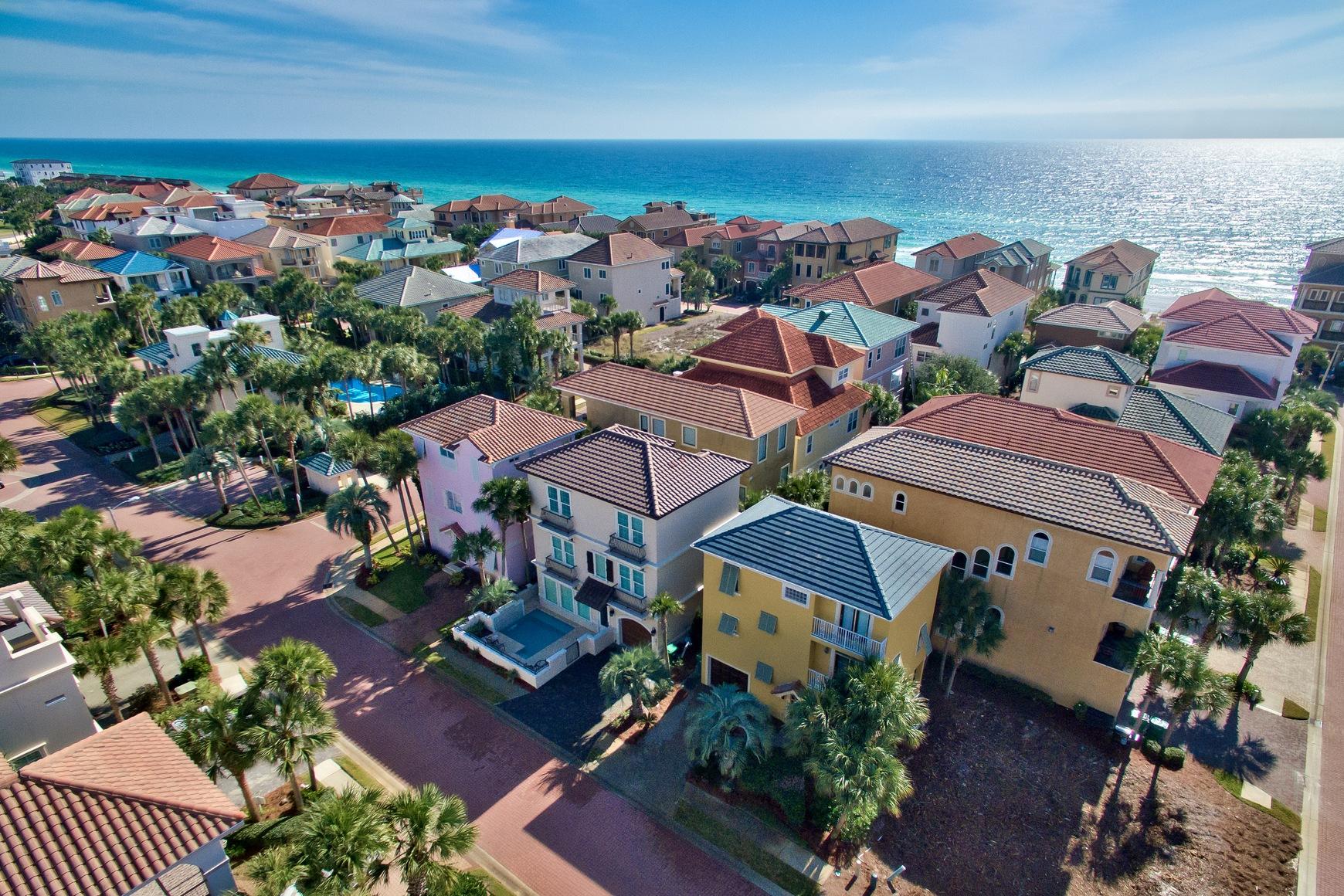 DESTINY BY THE SEA - Residential