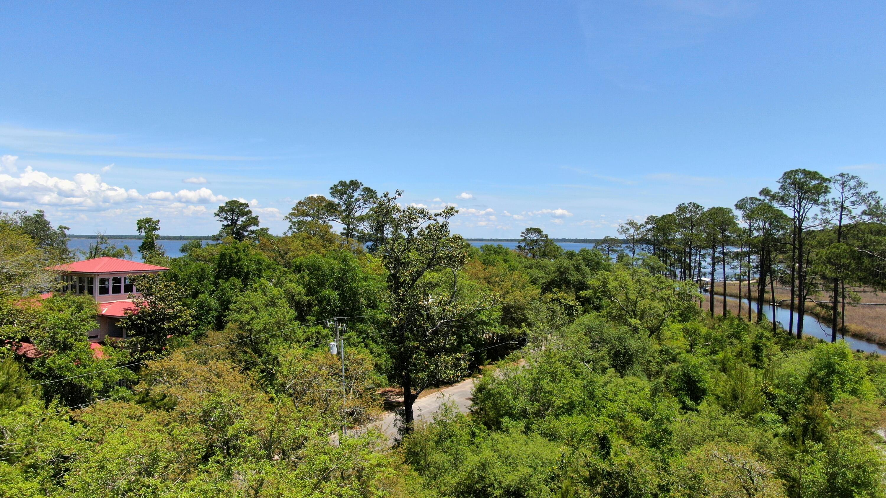 MAGNOLIA BEACH - Land