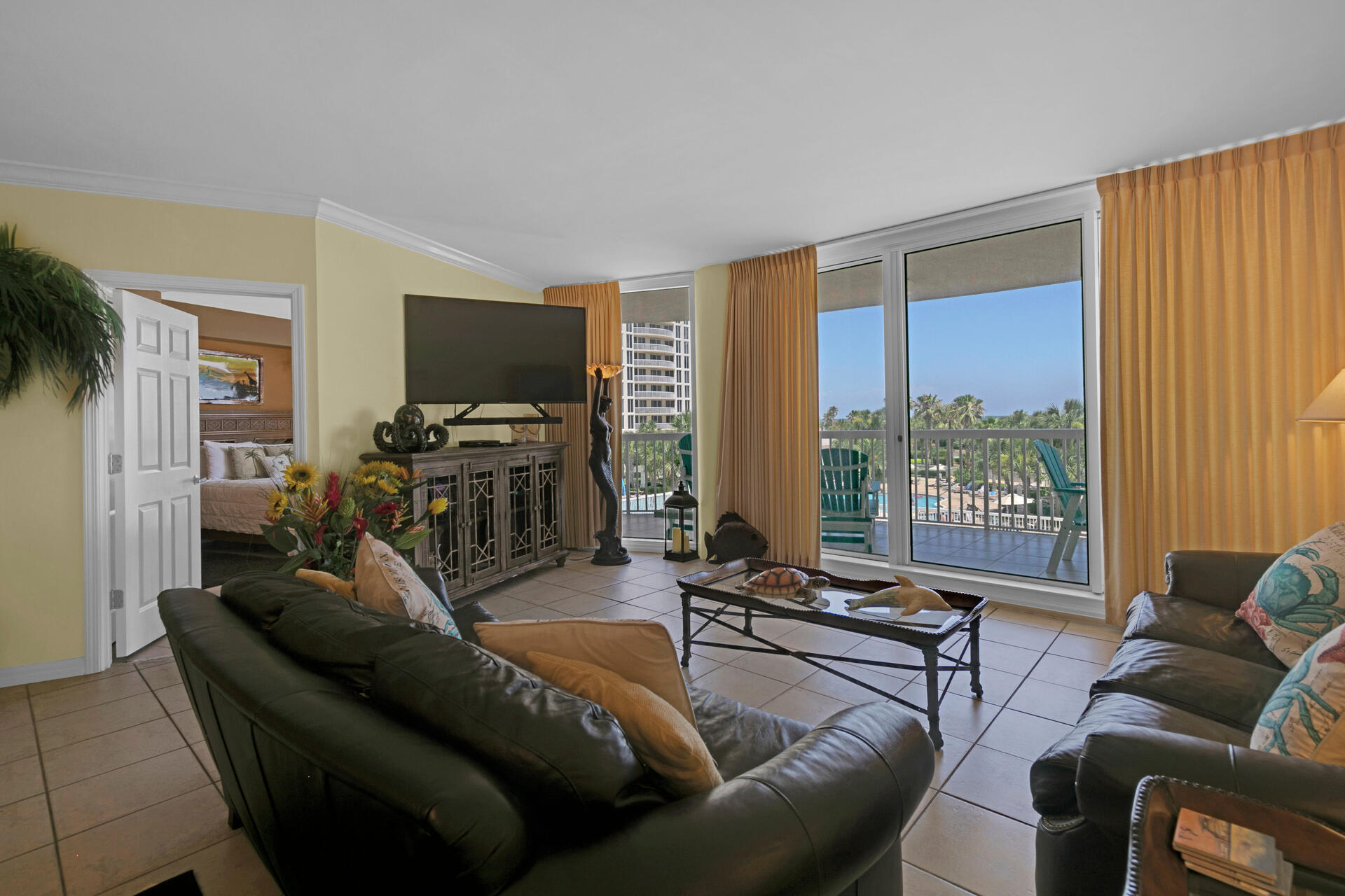 ST. MAARTEN AT SILVER SHELLS - Residential