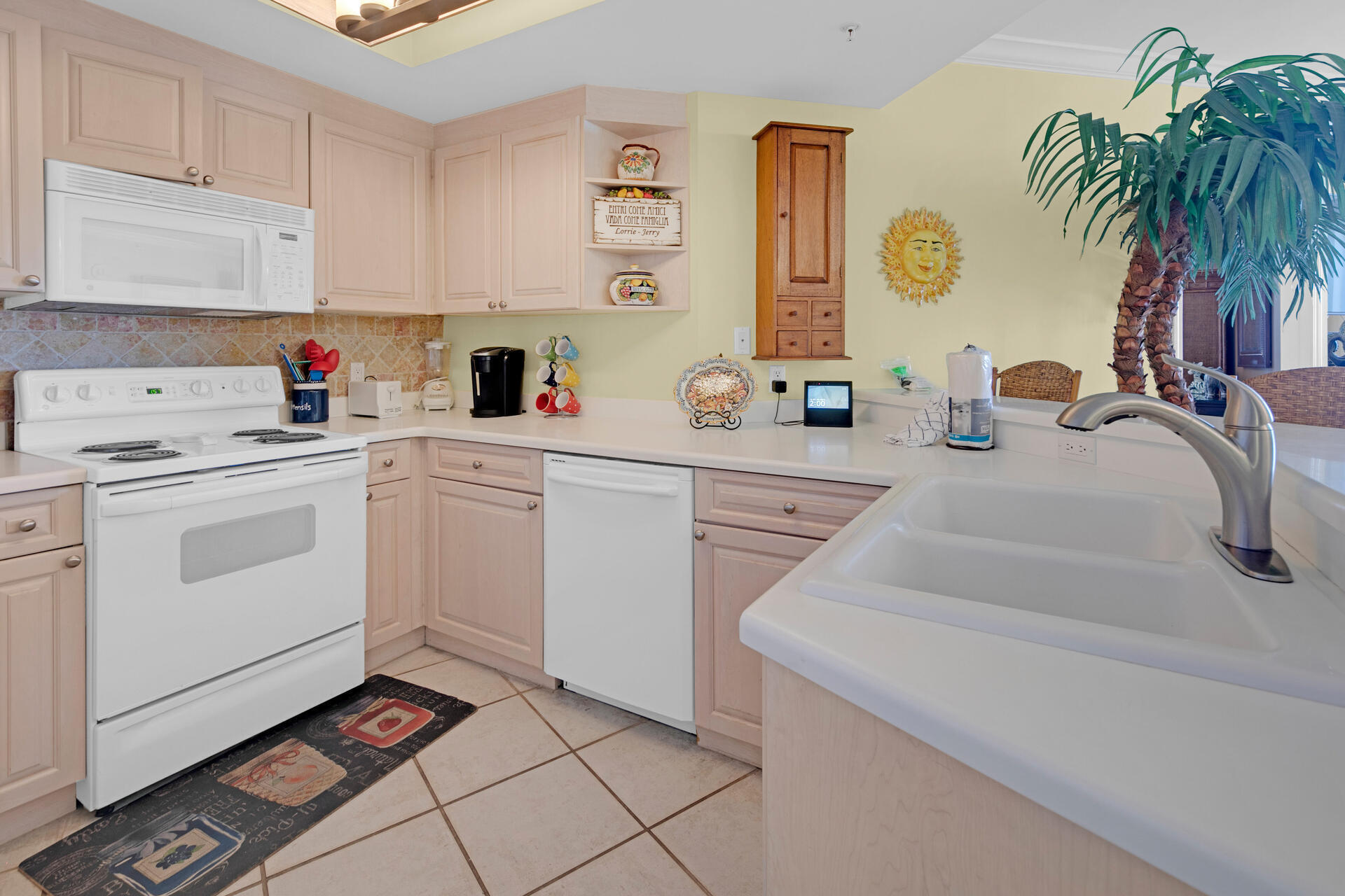 ST. MAARTEN AT SILVER SHELLS - Residential