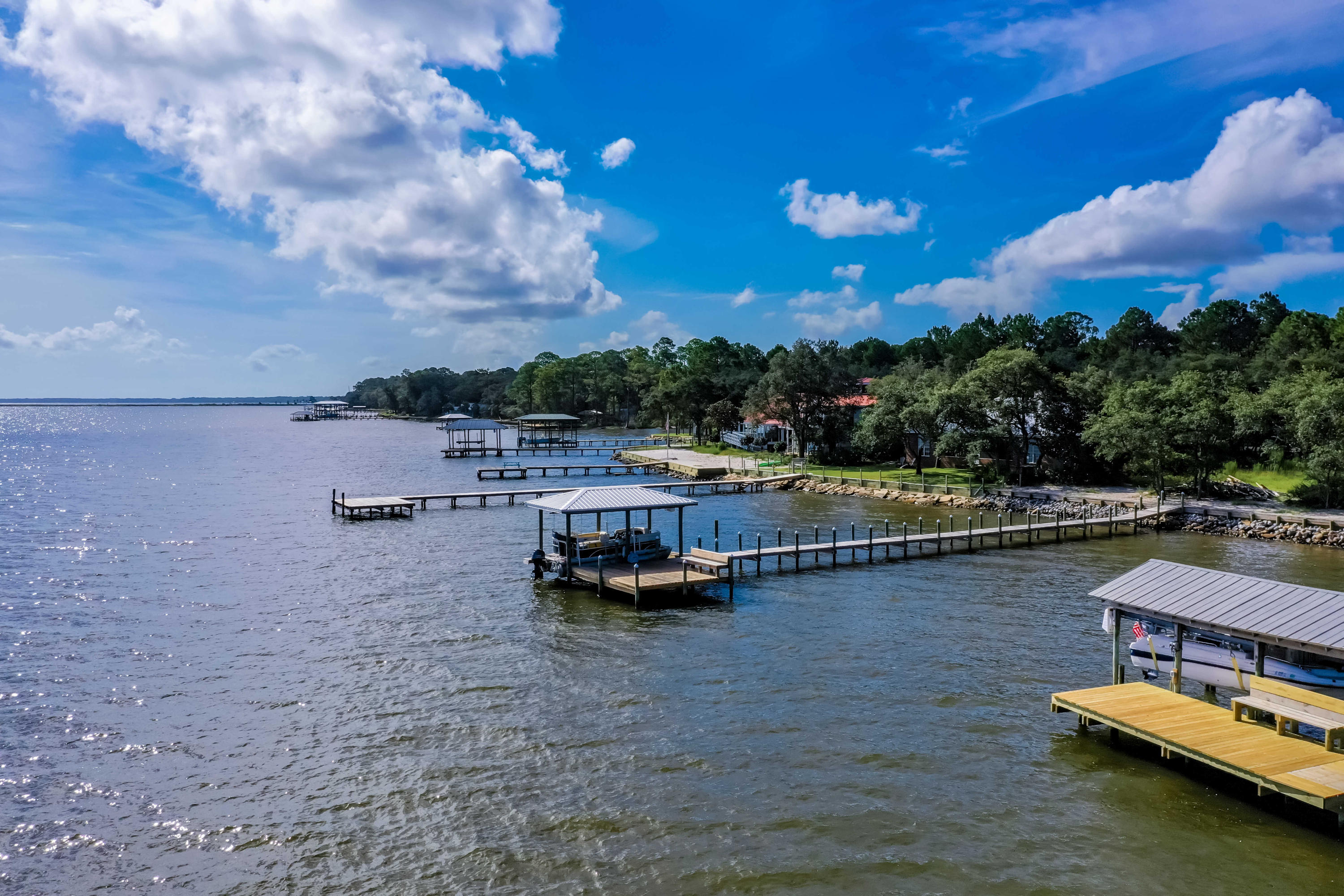 BAY PINE SHORES - Land