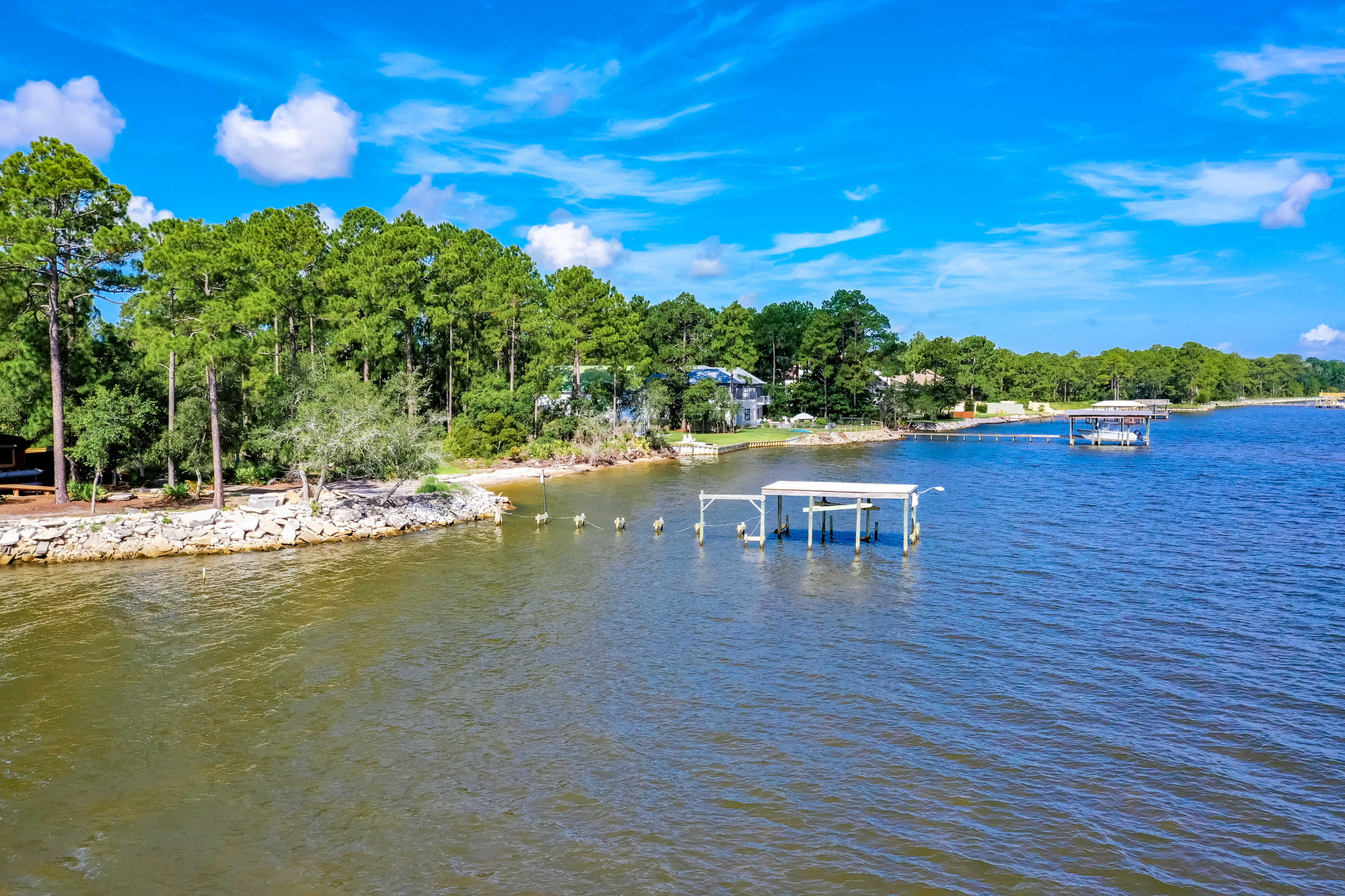 BAY PINE SHORES - Land