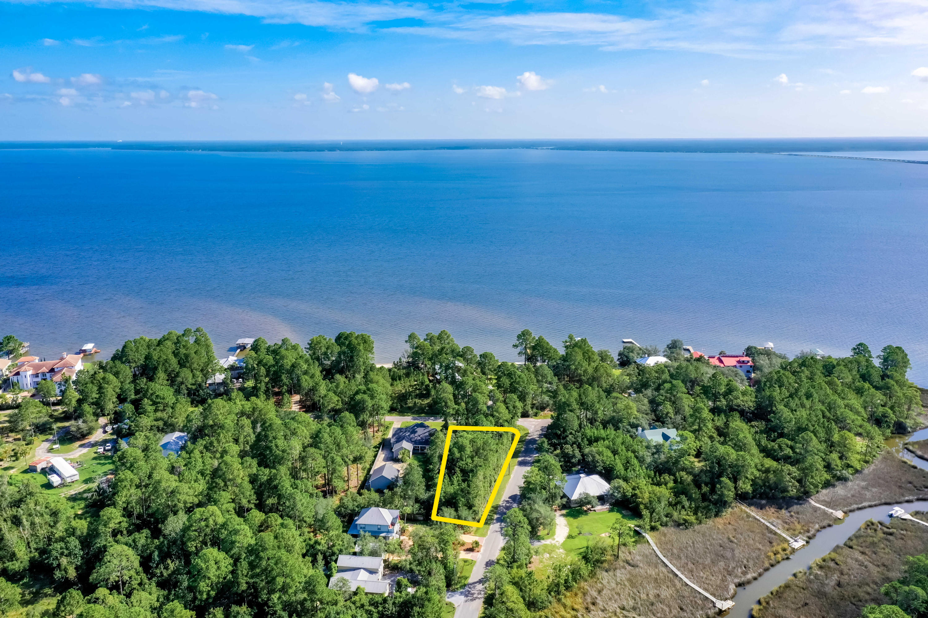 BAY PINE SHORES - Land