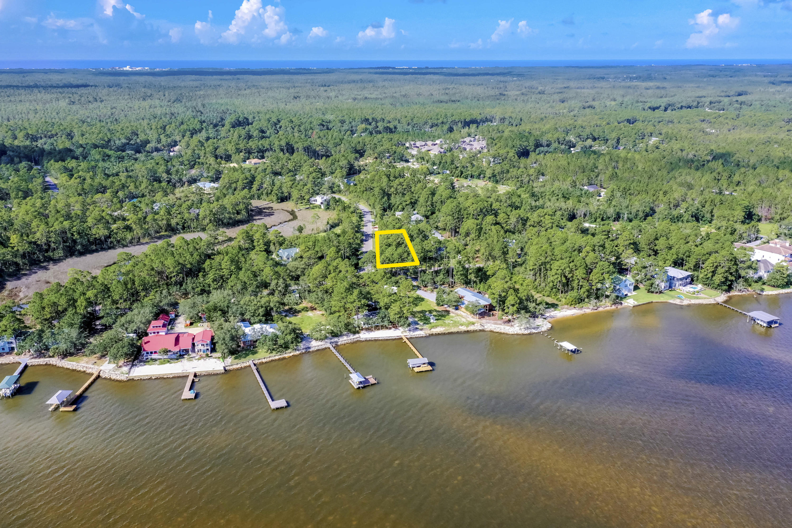 BAY PINE SHORES - Land