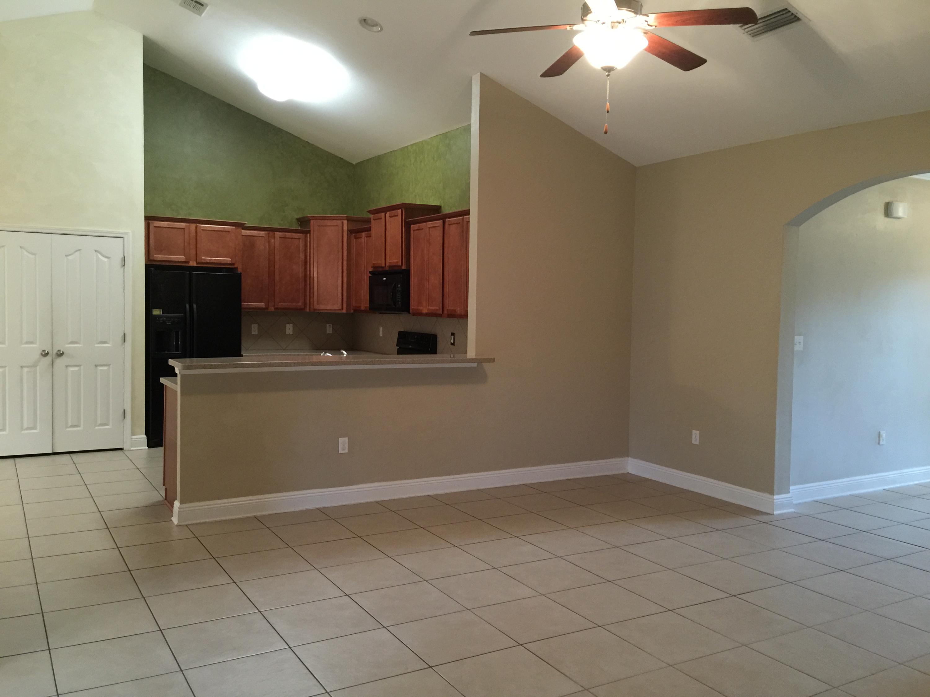 ROLLING RIDGE S/D - Residential Lease