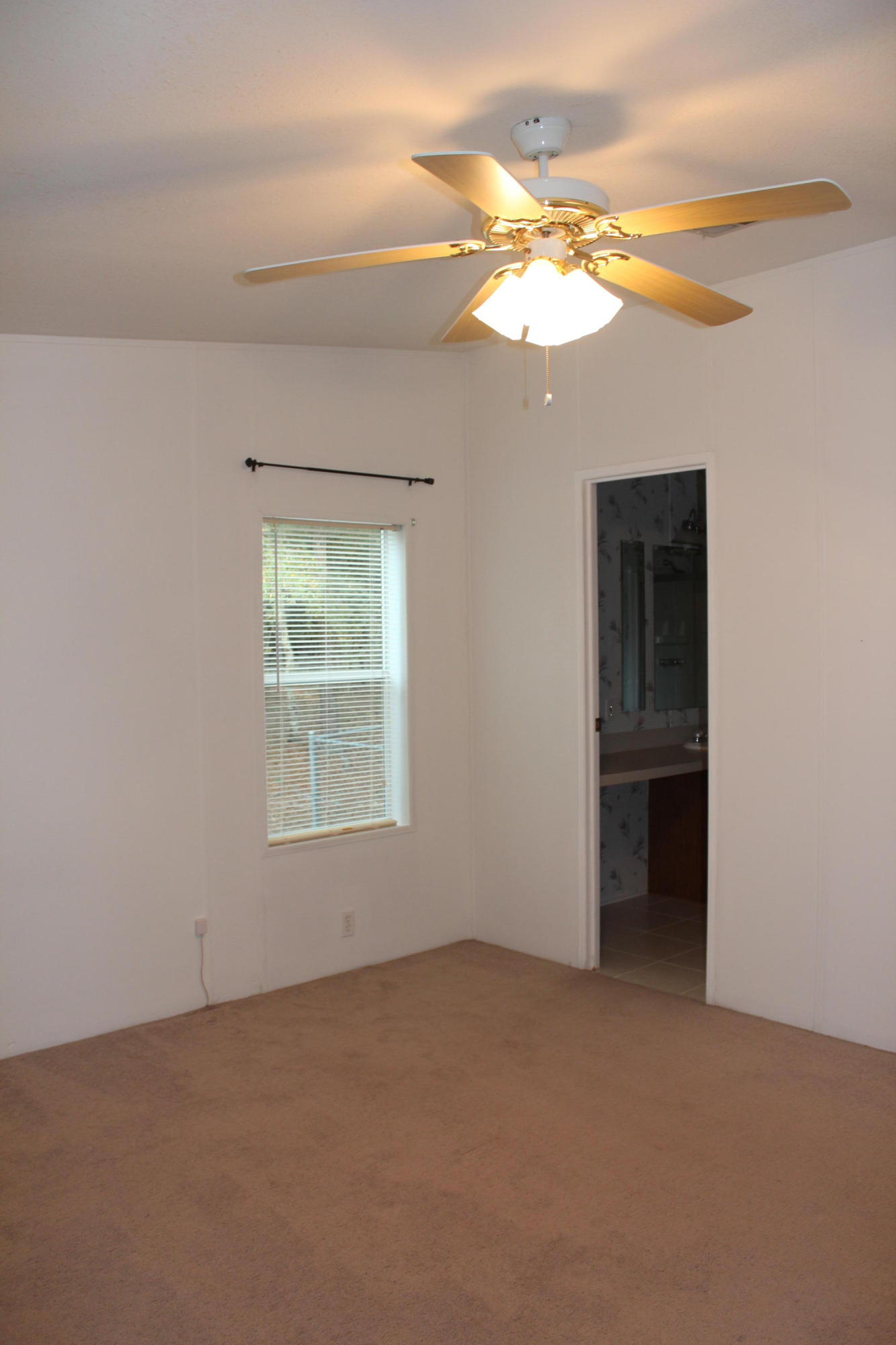 METES & BOUNDS - Residential Lease
