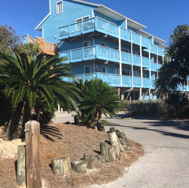 BEACHFRONT 2 PH 1 - Residential