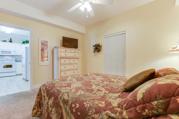 EMERALD ISLE - Residential